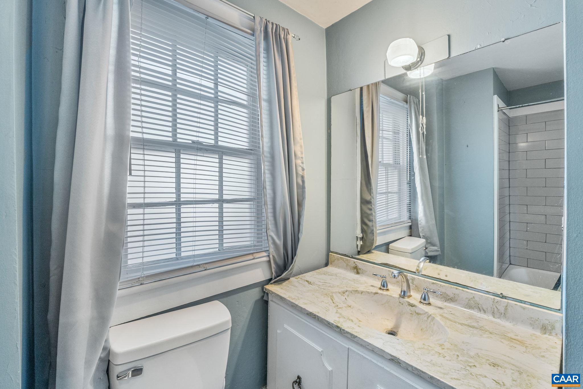 LOCUST GROVE - Residential