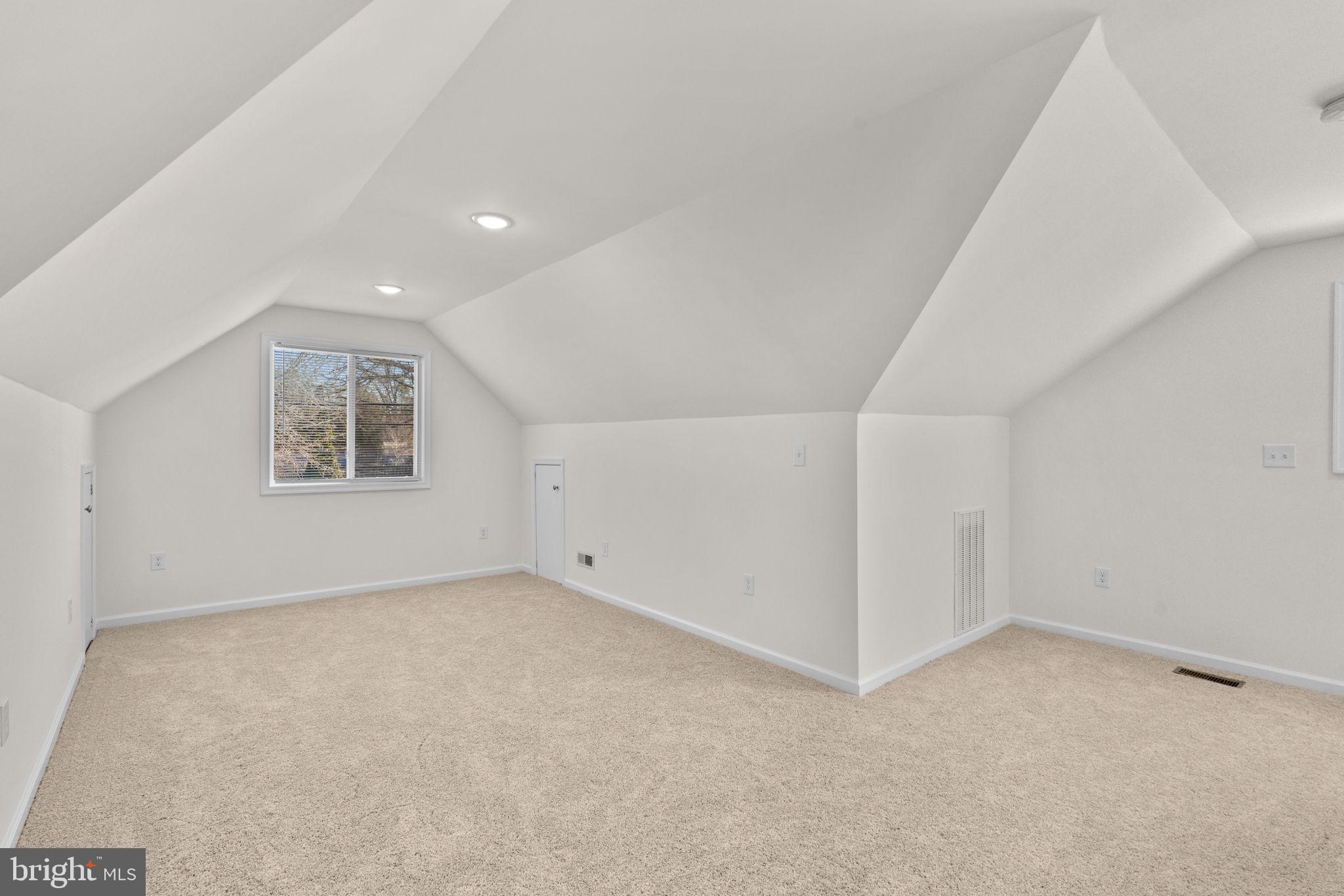 SEVERN - Residential