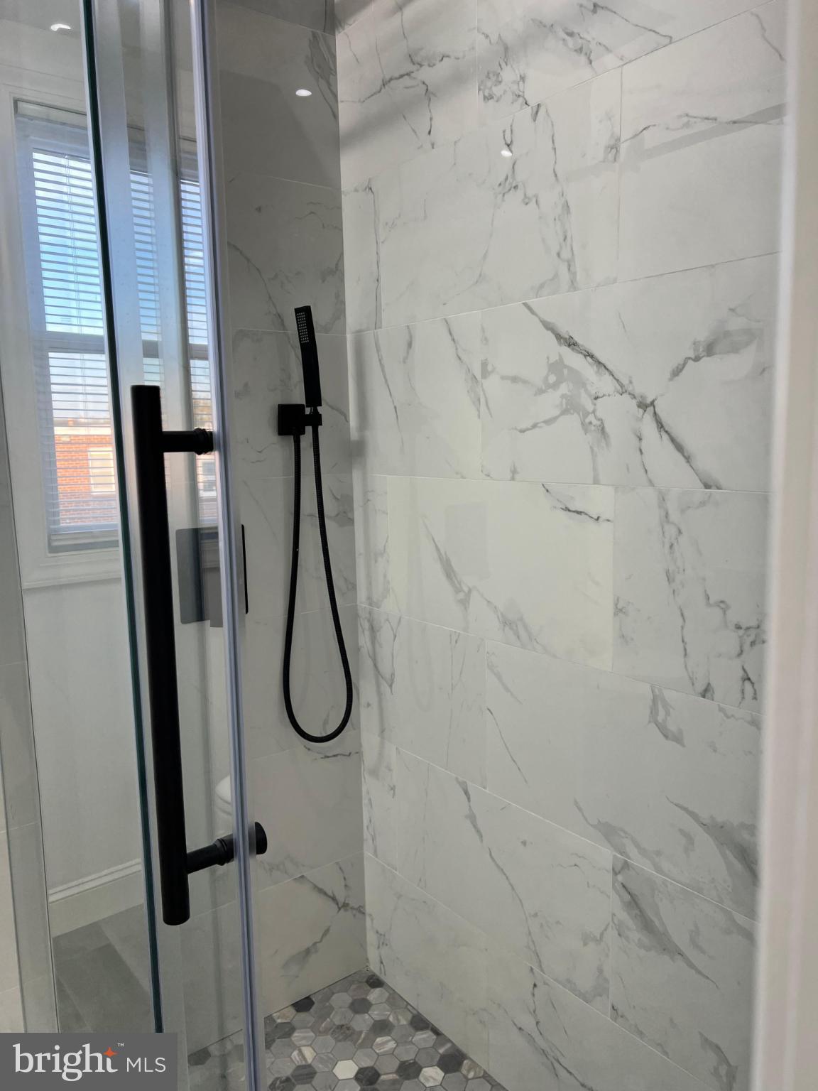 JUNIATA - Residential