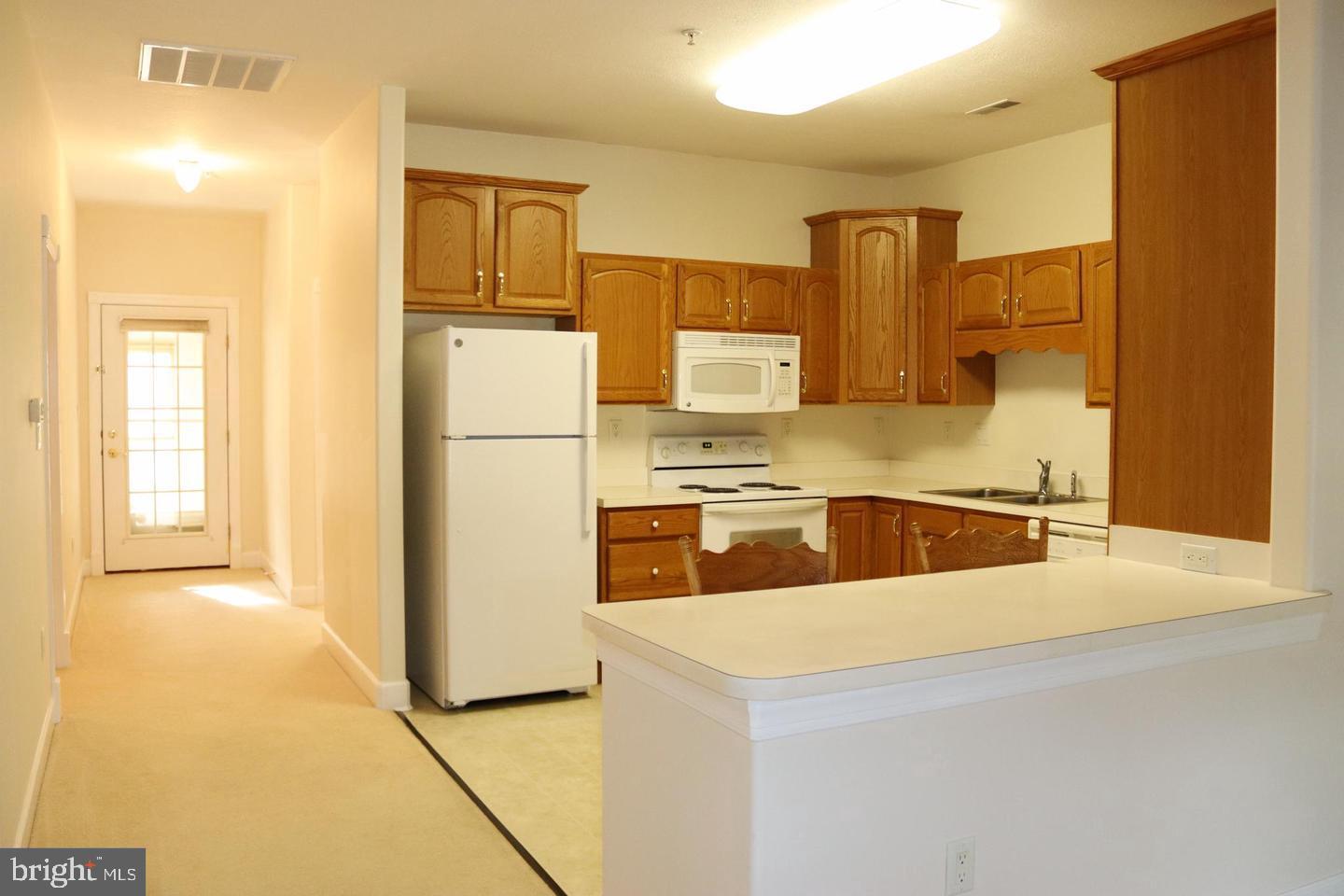 CORTLAND MANOR - Residential Lease