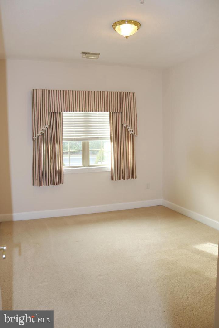 CORTLAND MANOR - Residential Lease