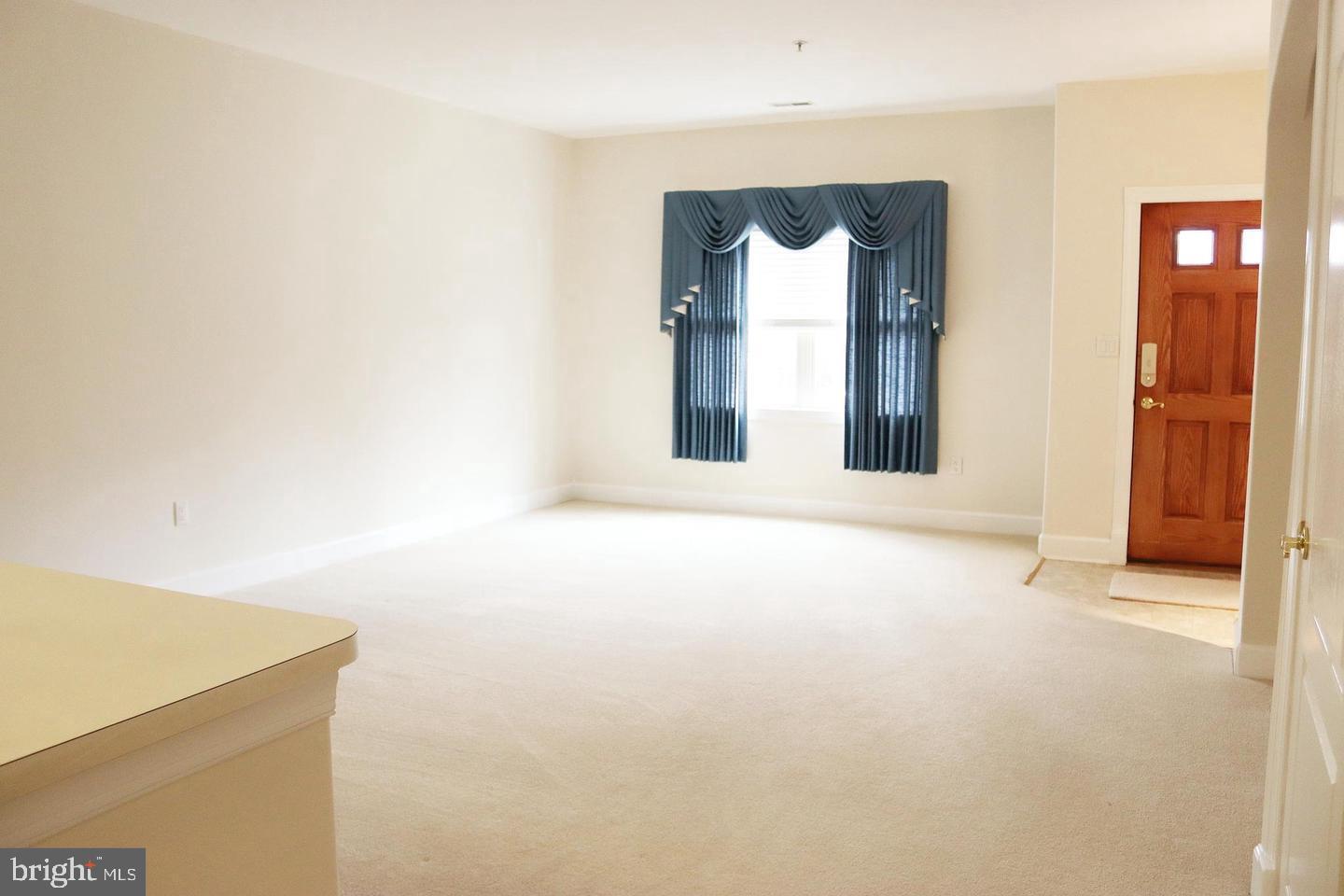 CORTLAND MANOR - Residential Lease