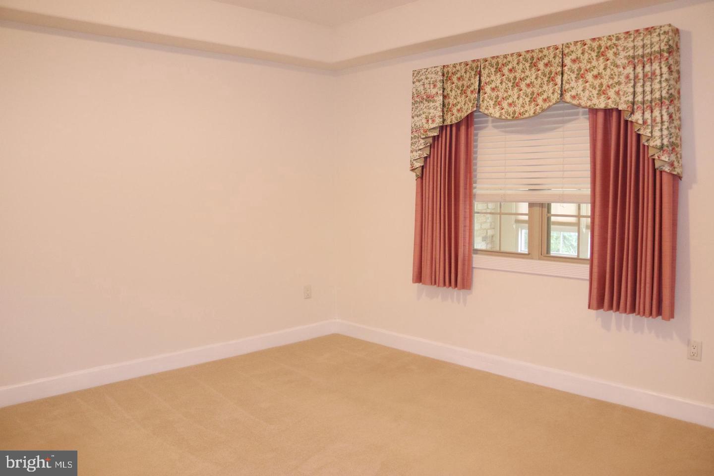 CORTLAND MANOR - Residential Lease