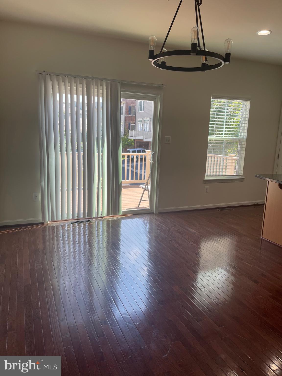 URBANA - Residential Lease