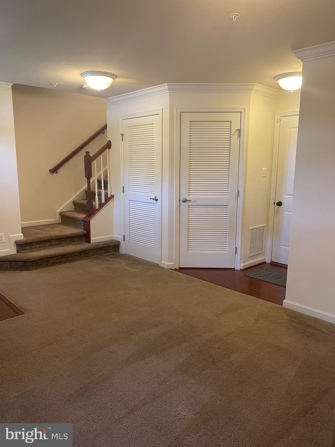 URBANA - Residential Lease