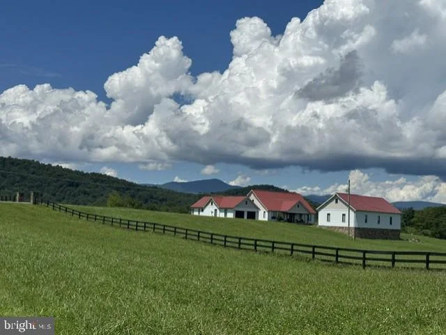 38 Lyle Lane, Amissville, VA, 20106