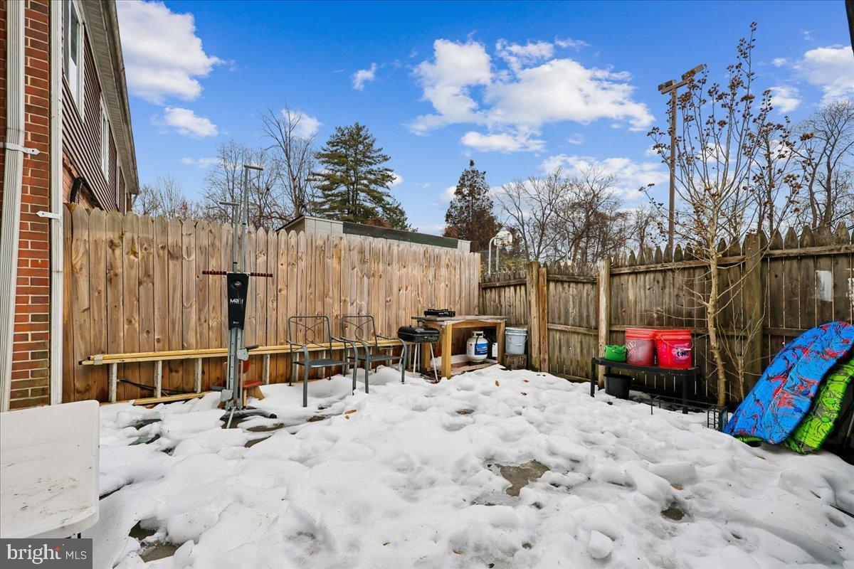 BEL PRE SQUARE - Residential