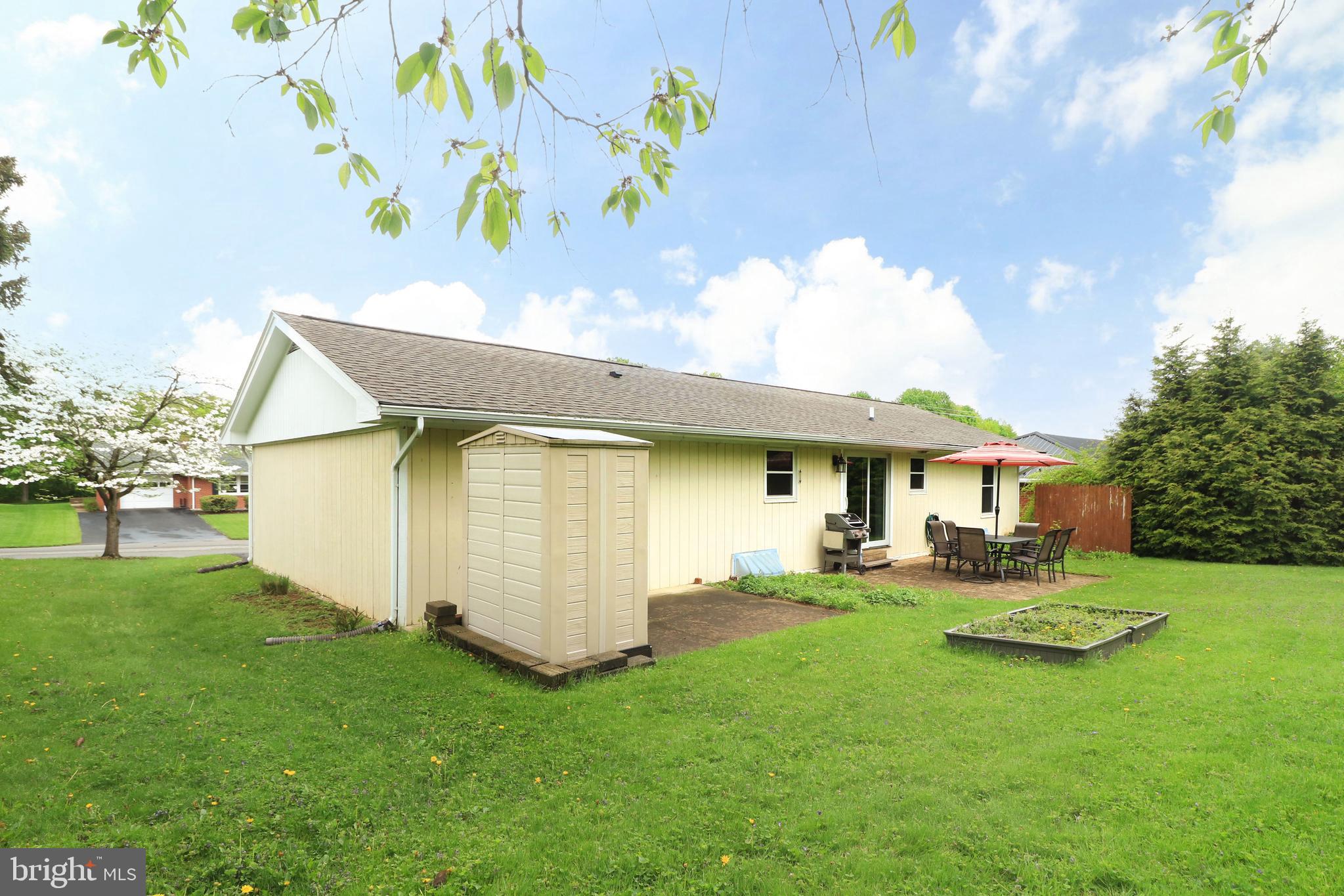 OVERLOOK HEIGHTS - Residential