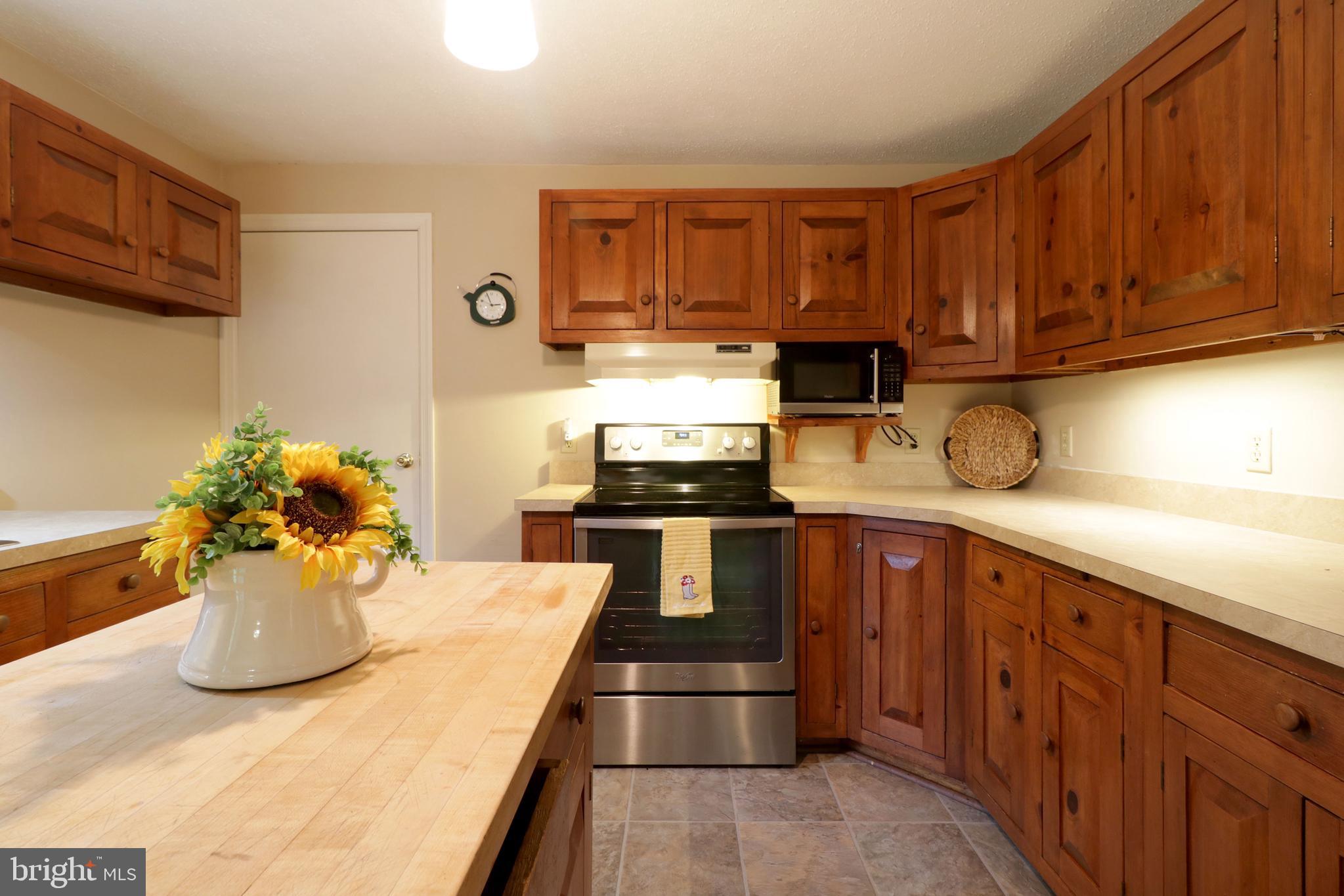 OVERLOOK HEIGHTS - Residential