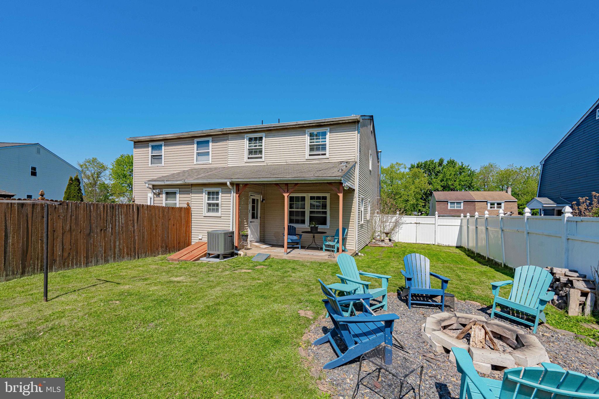 DEVONSHIRE ESTS - Residential