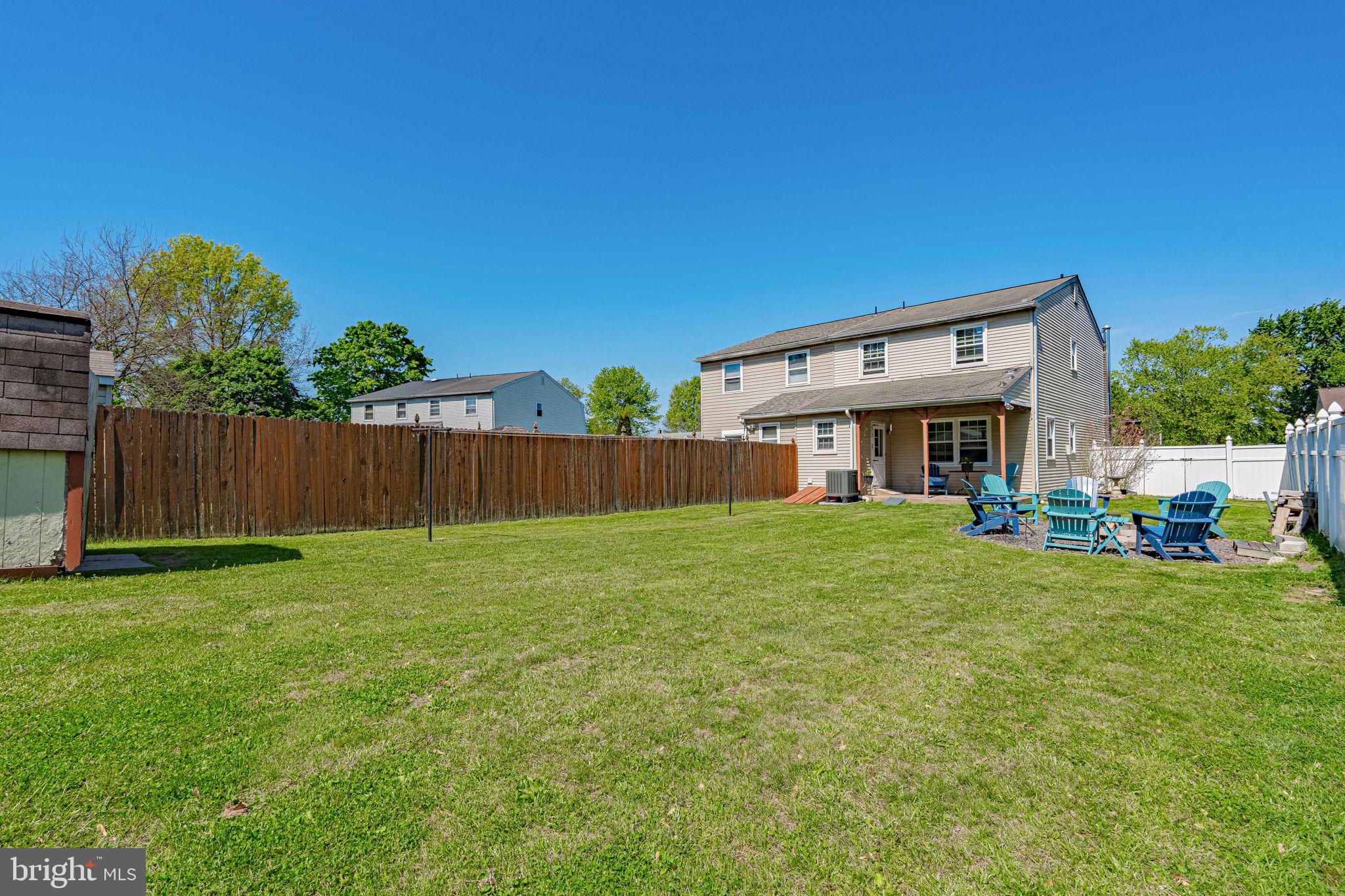 DEVONSHIRE ESTS - Residential