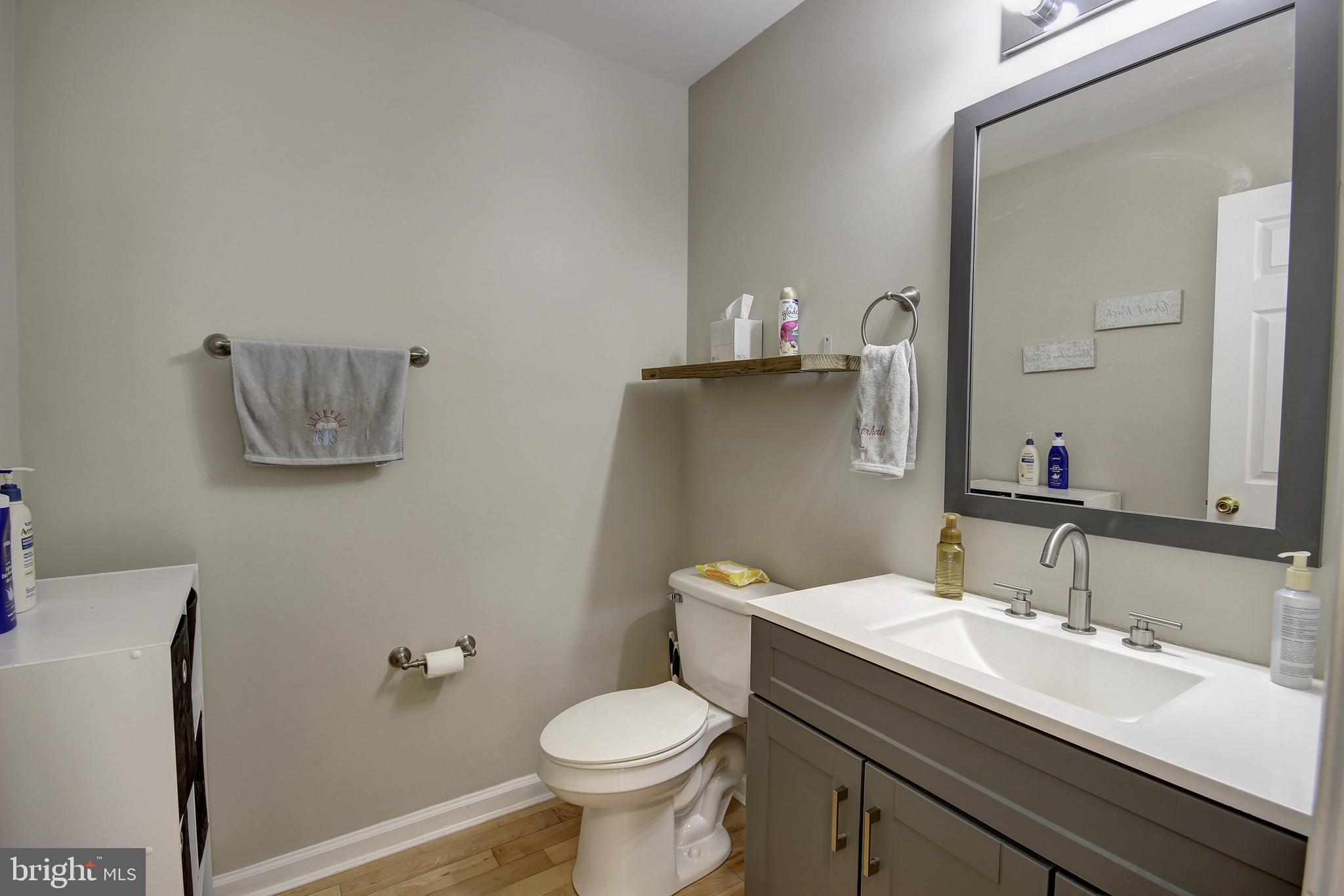 RIVERWOODS - Residential