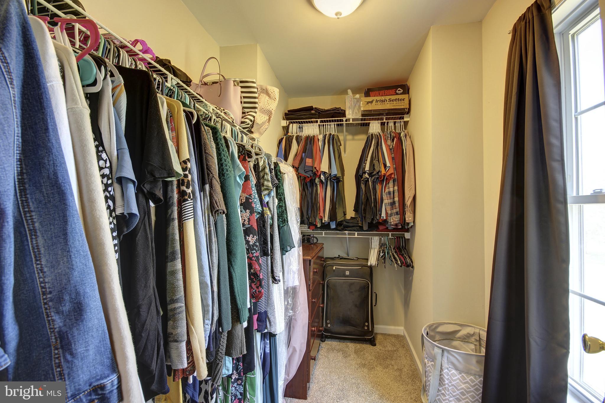 RIVERWOODS - Residential