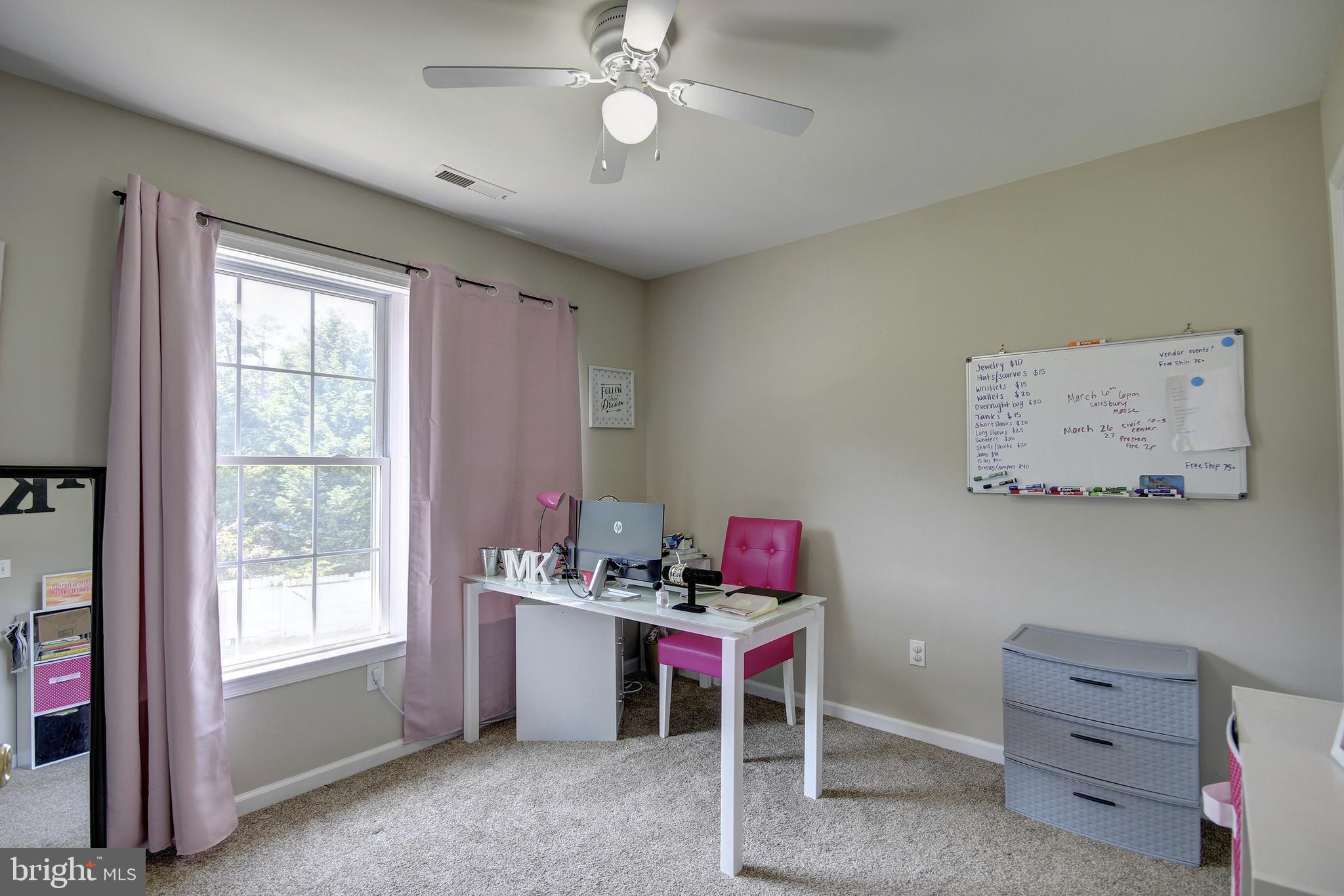 RIVERWOODS - Residential