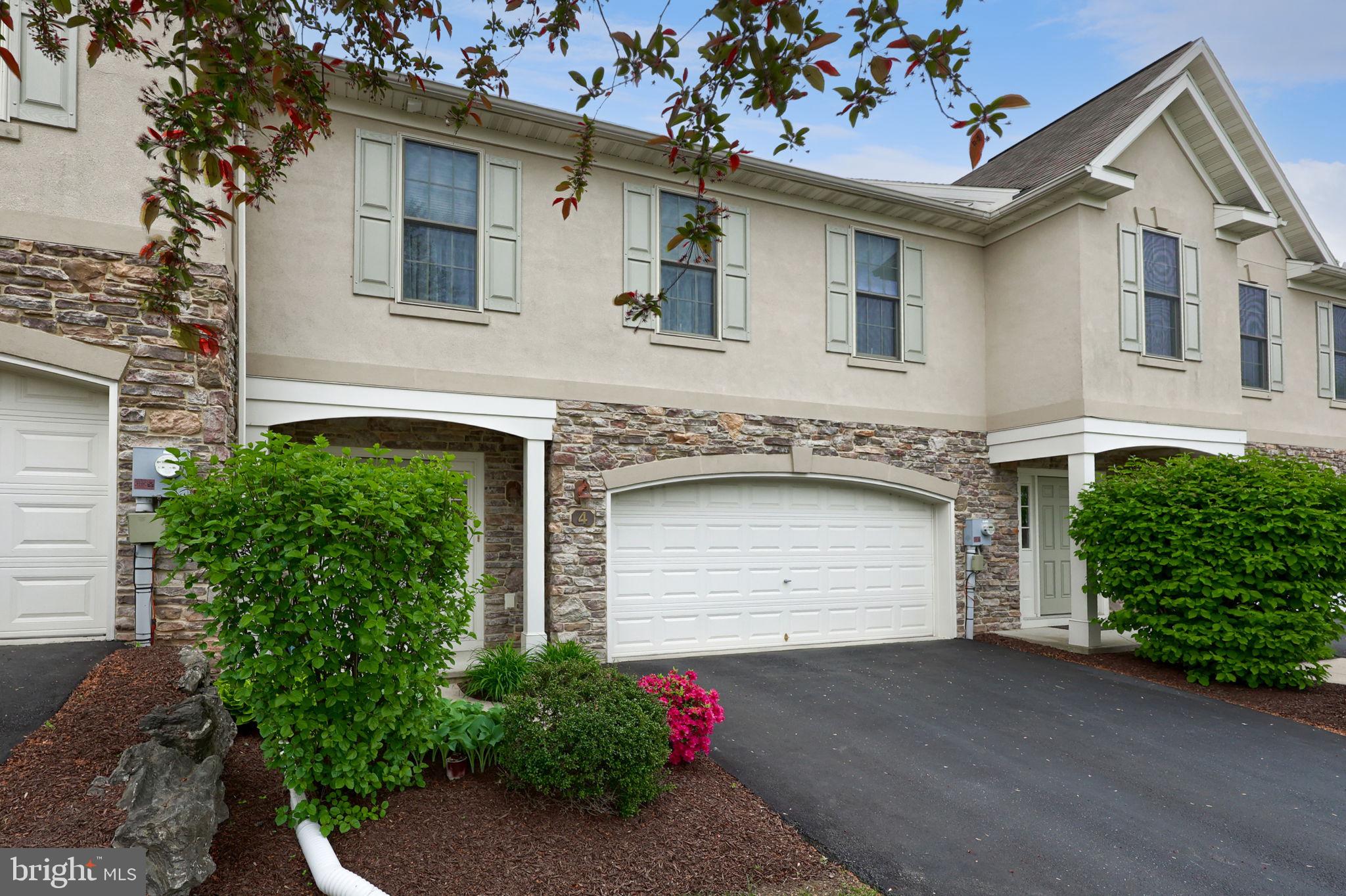 4 RUMFORD COURT