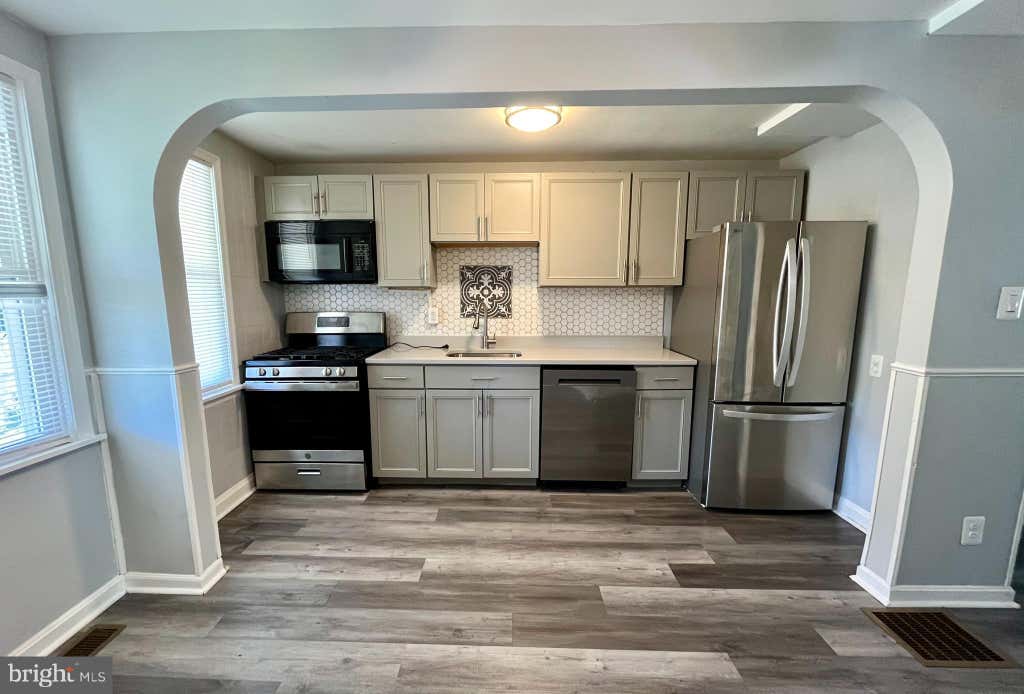 Photo of 3707 Mactavish Avenue, BALTIMORE, MD 21229 (MLS # MDBA2217658)