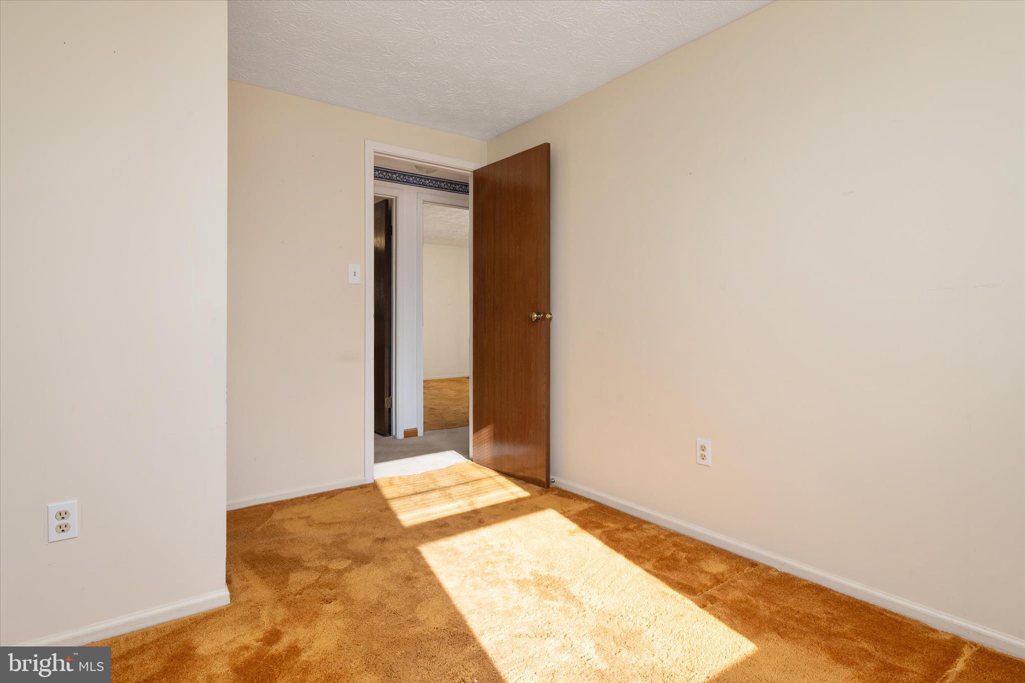 GOLDENTREE - Residential