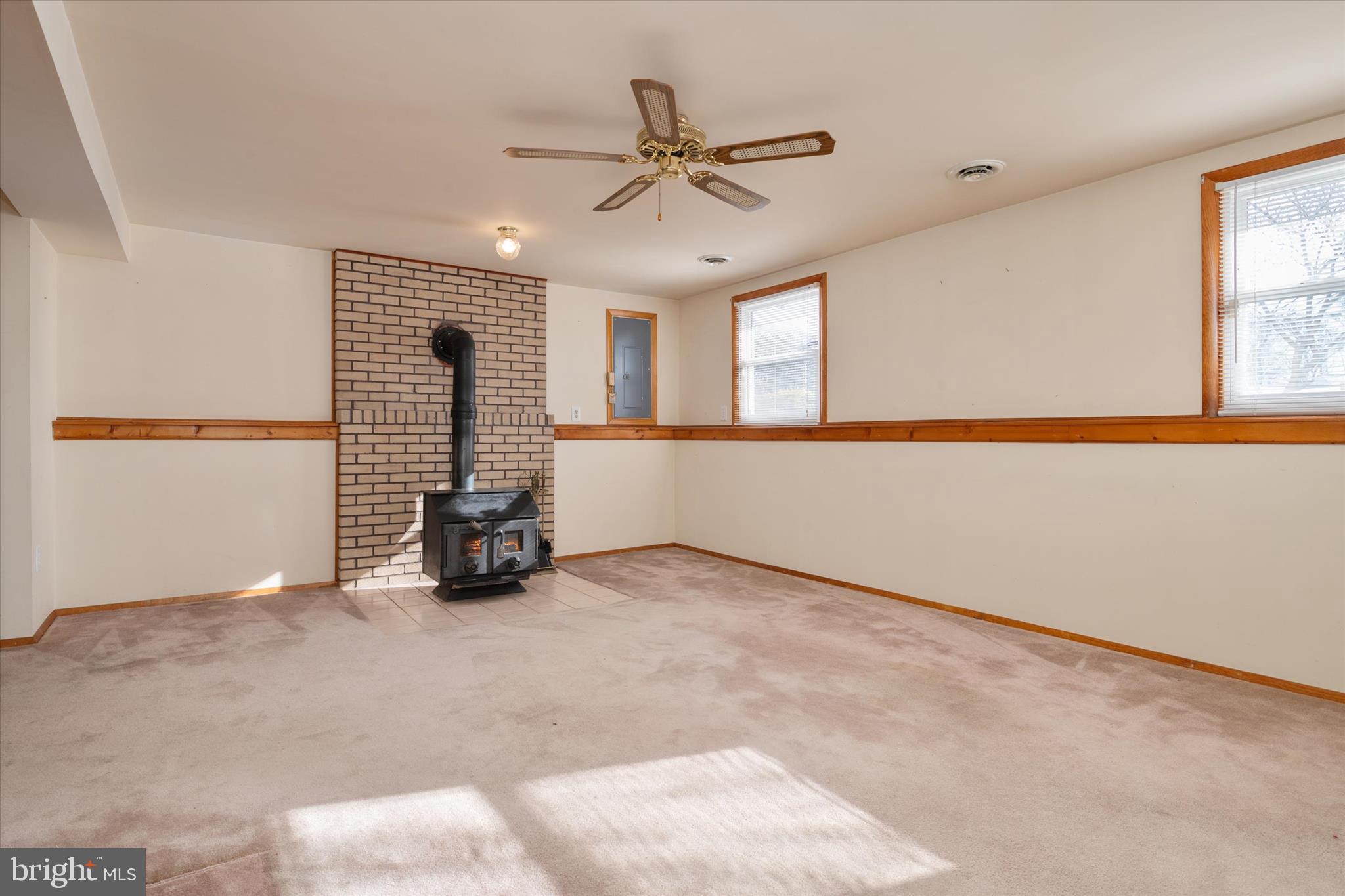 GOLDENTREE - Residential