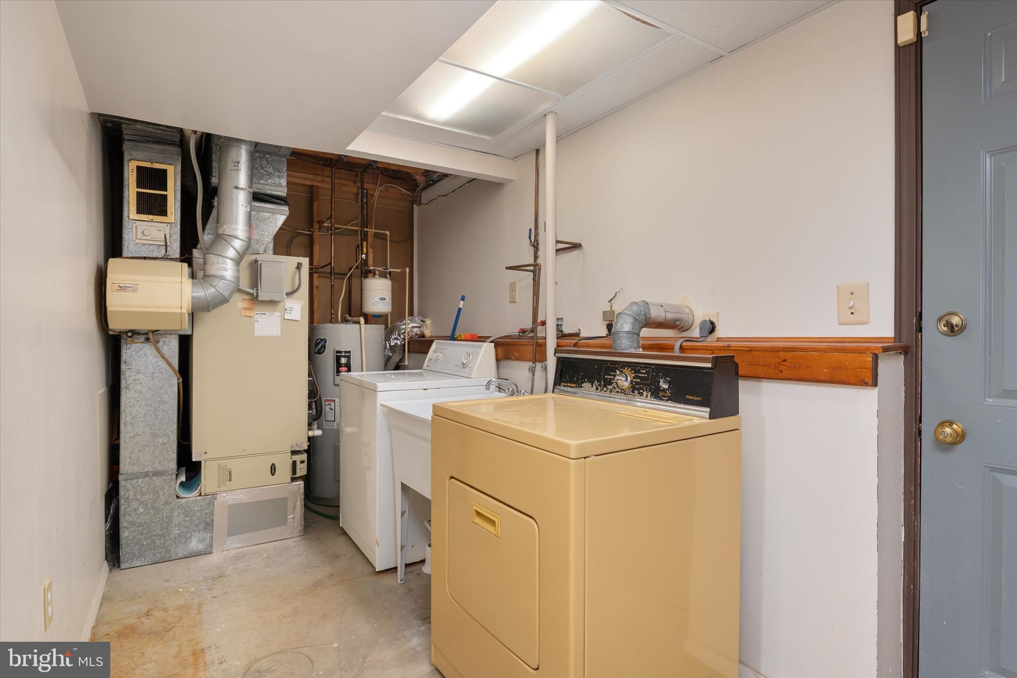 GOLDENTREE - Residential