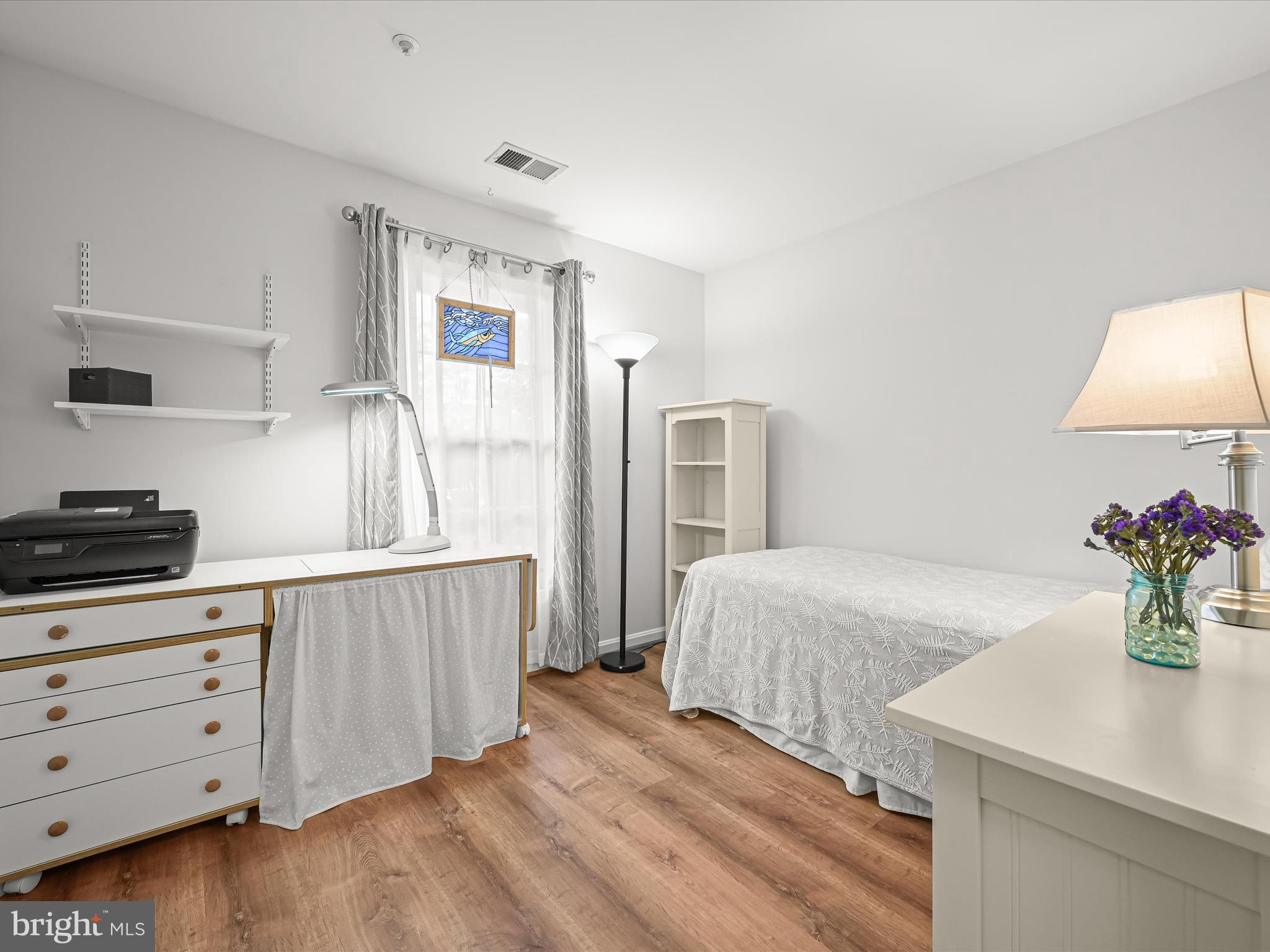 WINIFRED MANOR - Residential