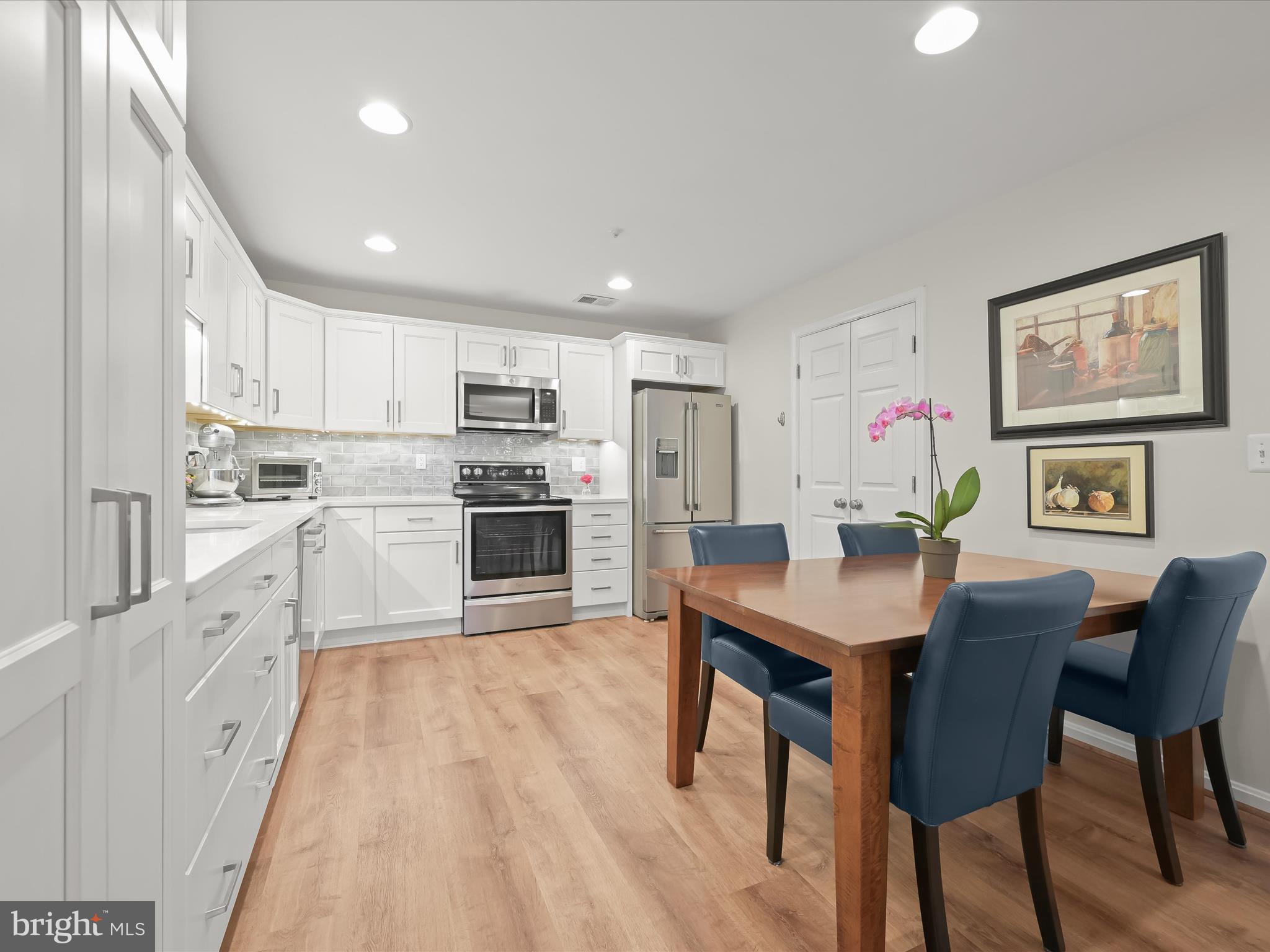 WINIFRED MANOR - Residential