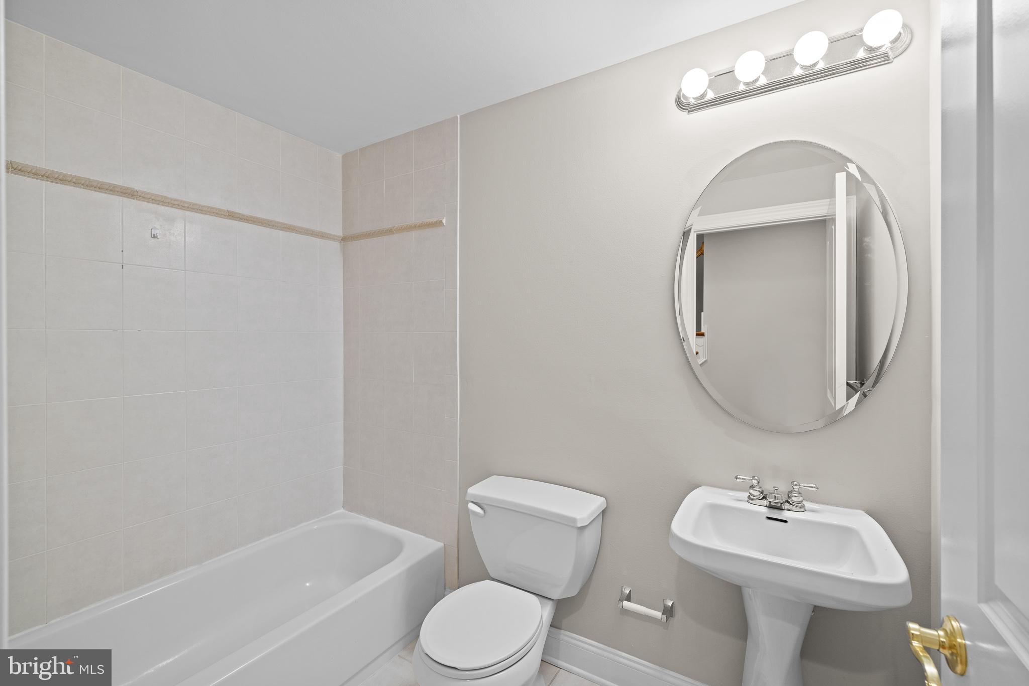 GRADUATE HOSPITAL - Residential