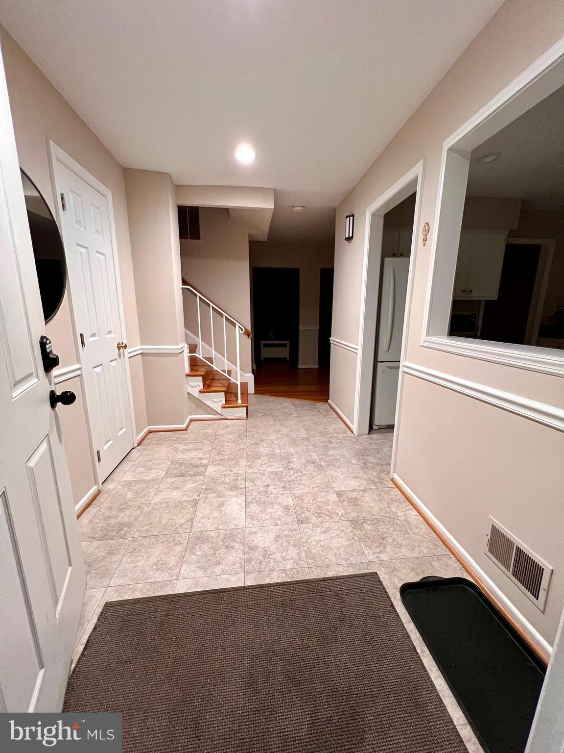 RIVERVIEW OVERLOOK - Residential Lease