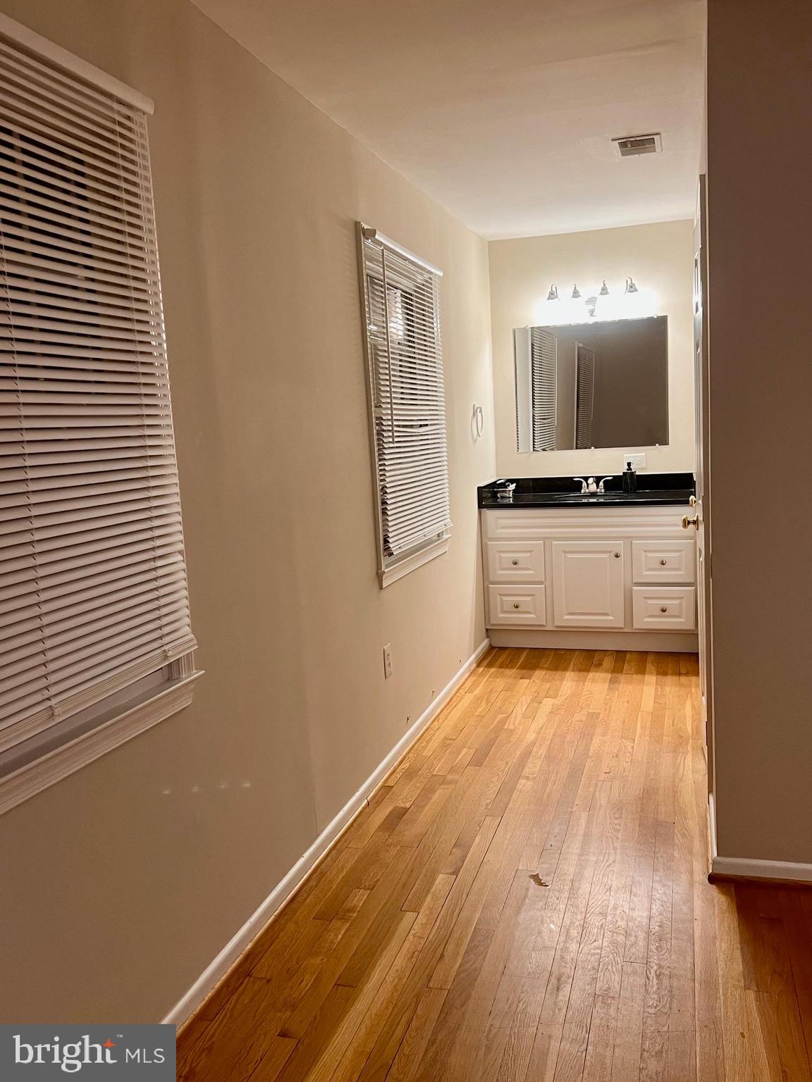 RIVERVIEW OVERLOOK - Residential Lease