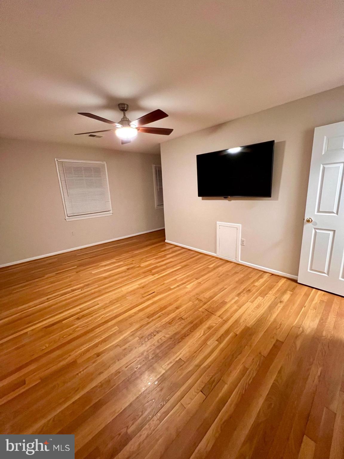 RIVERVIEW OVERLOOK - Residential Lease