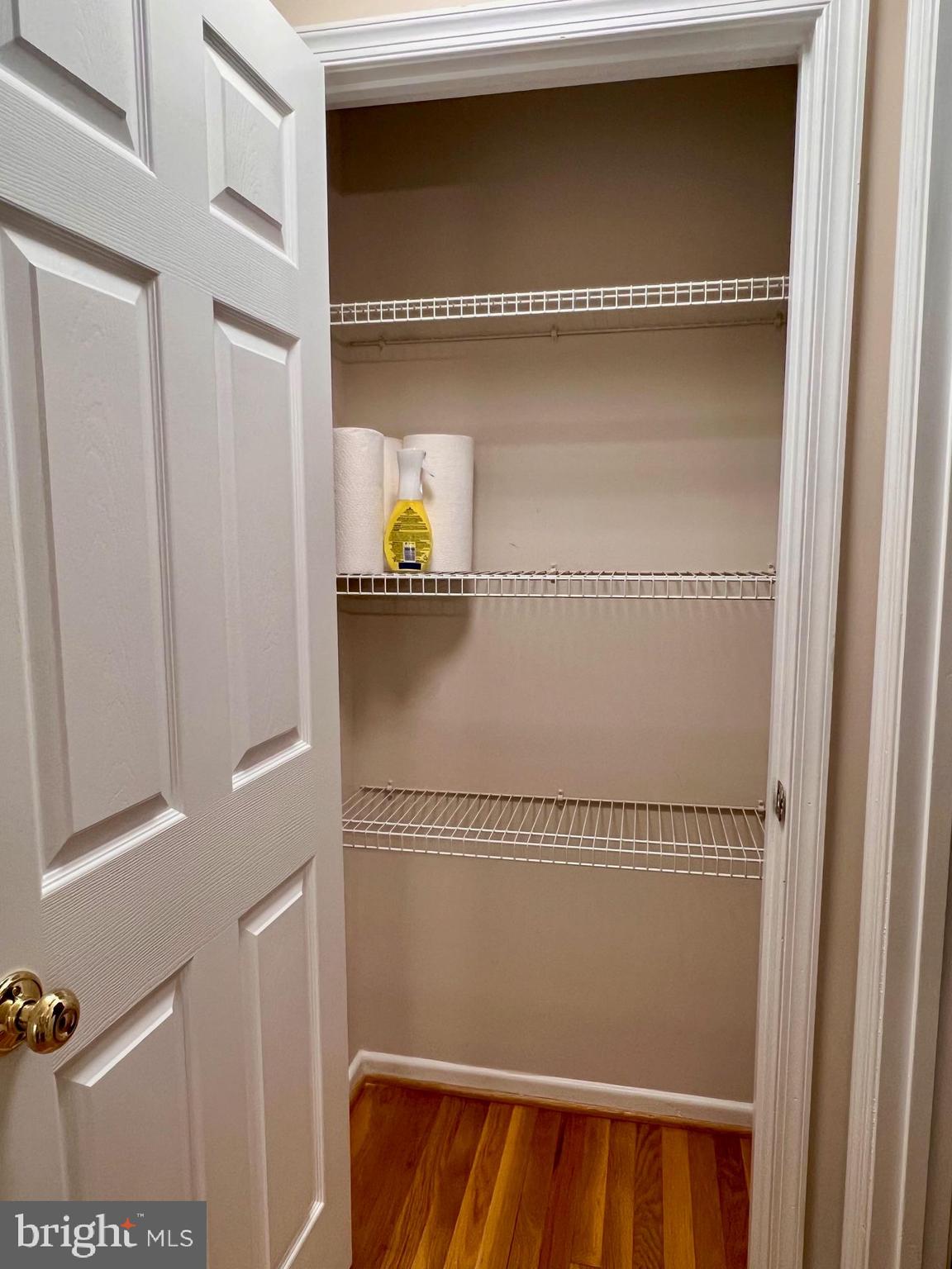 RIVERVIEW OVERLOOK - Residential Lease