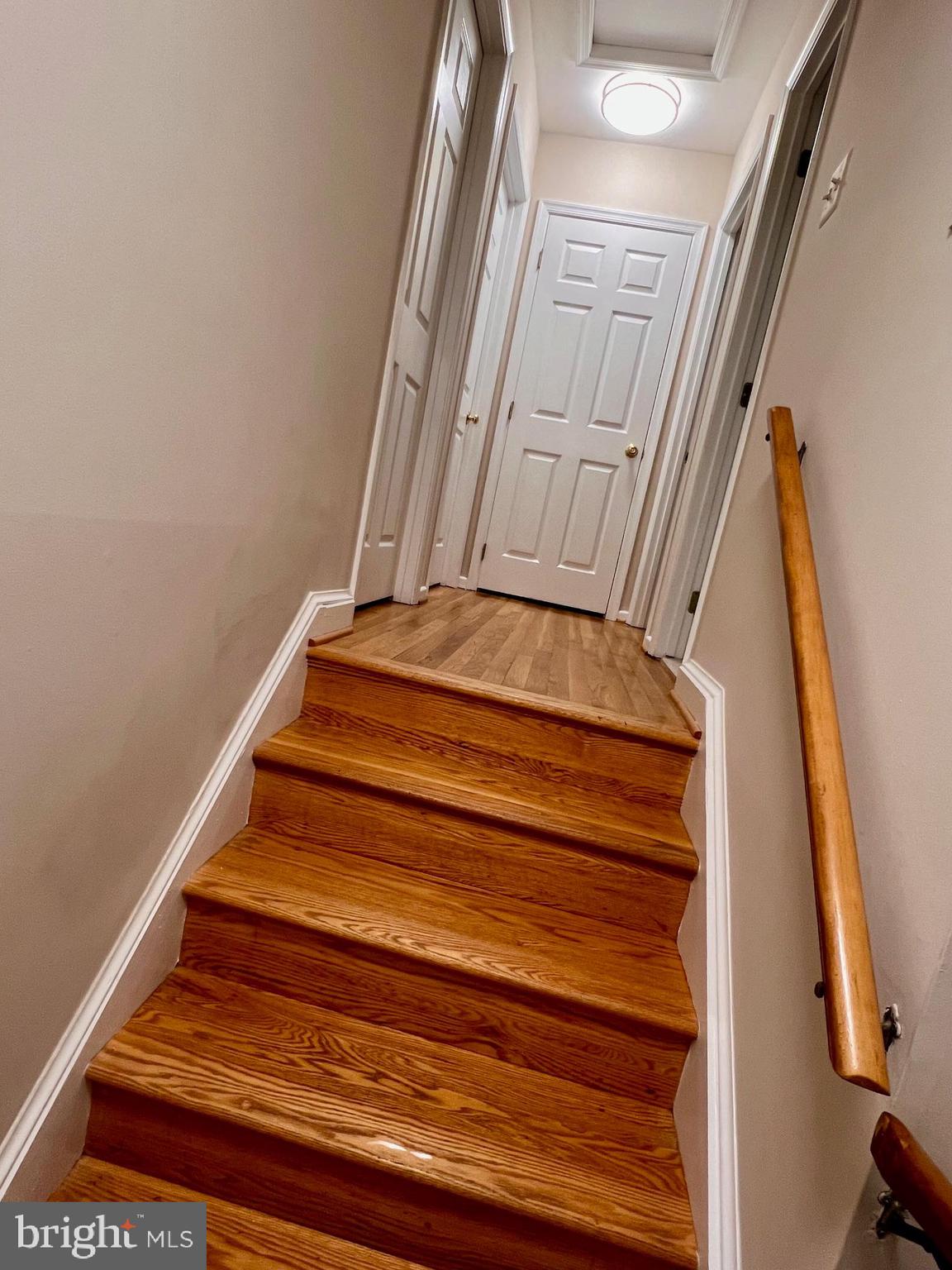 RIVERVIEW OVERLOOK - Residential Lease