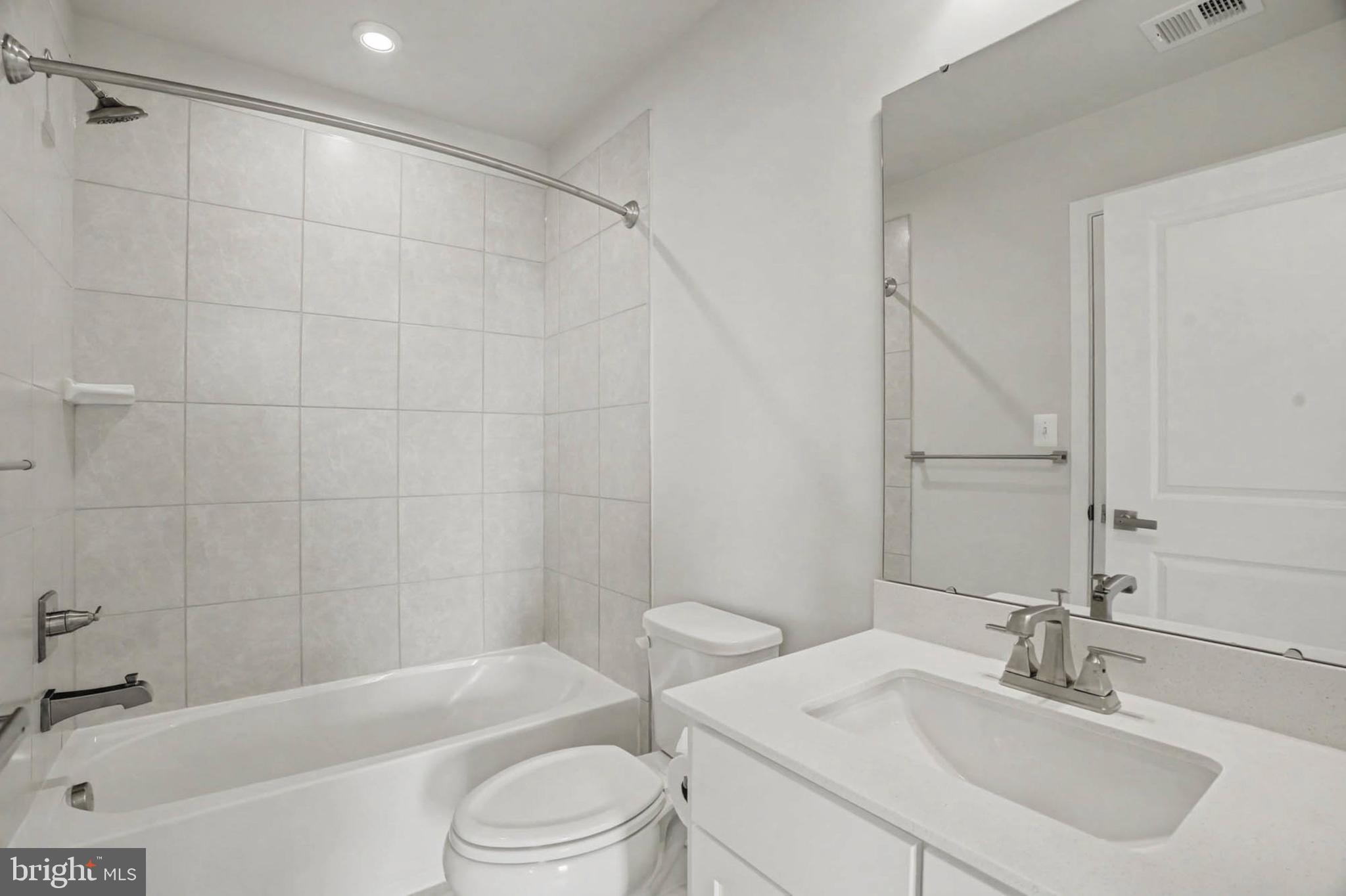 BANNER ROW - Residential