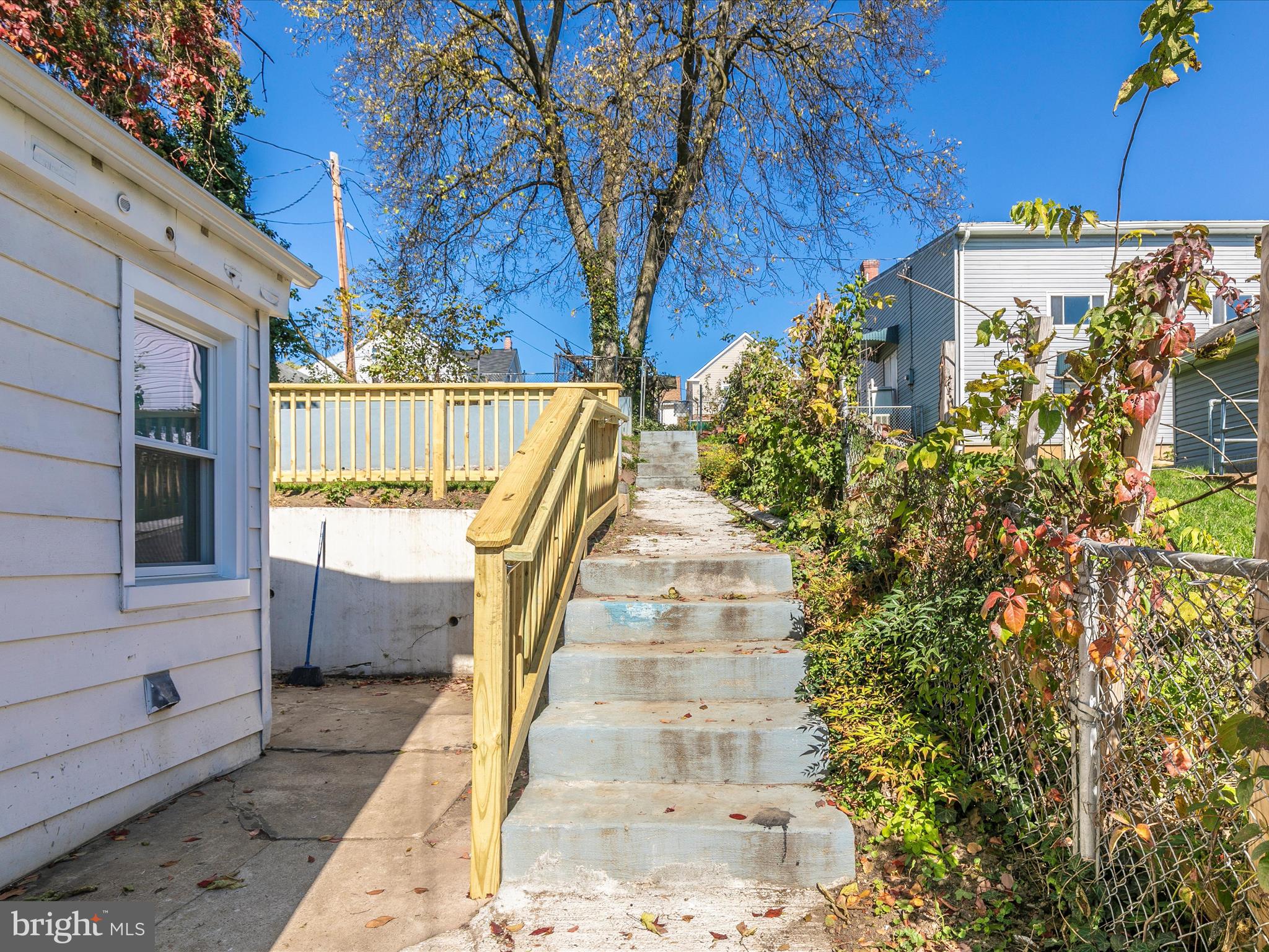 BRUNSWICK - Residential