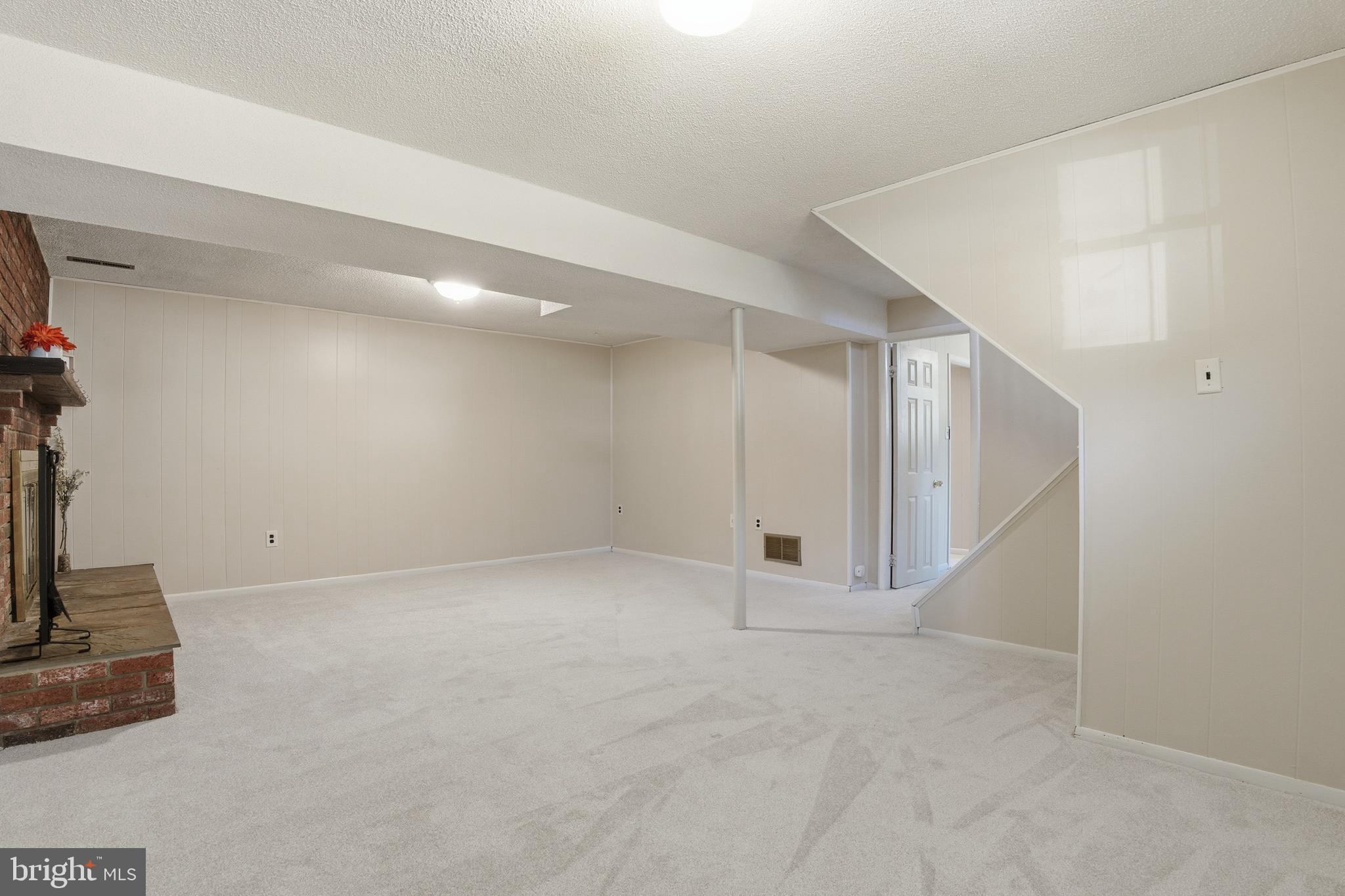 VILLAGE OF OLDE MILL - Residential