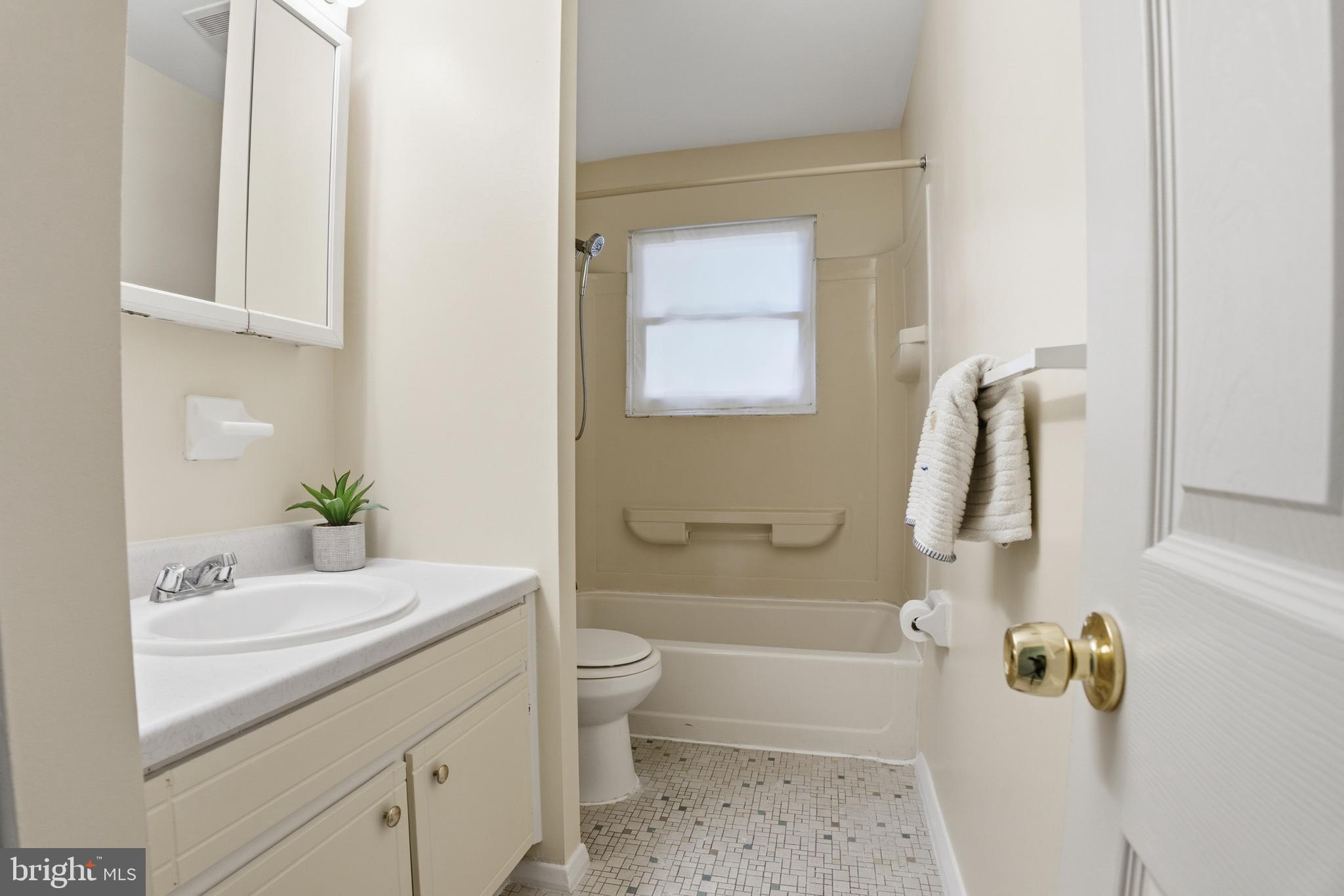 VILLAGE OF OLDE MILL - Residential