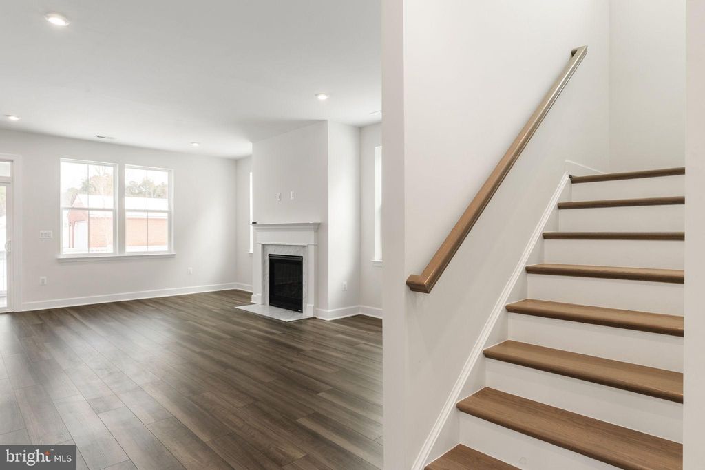 Photo of 11568 Chapman Mill Drive, GLEN ALLEN, VA 23060 (MLS # VAHN2001112)