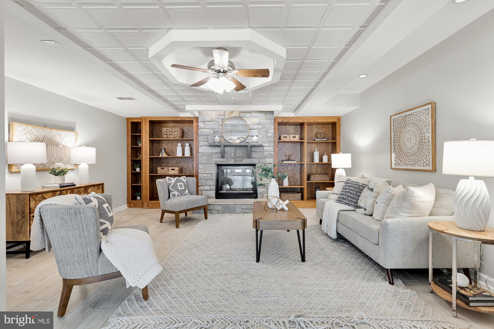 AYRLAWN - Residential