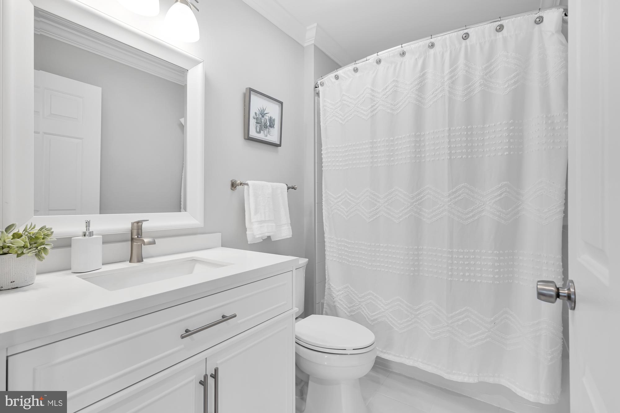 AYRLAWN - Residential