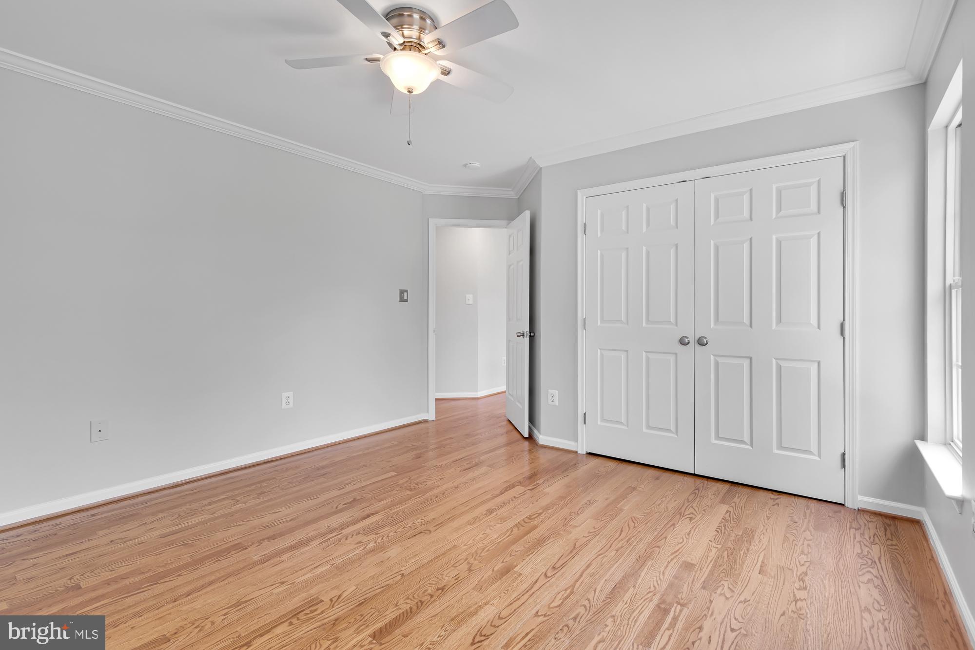 AYRLAWN - Residential