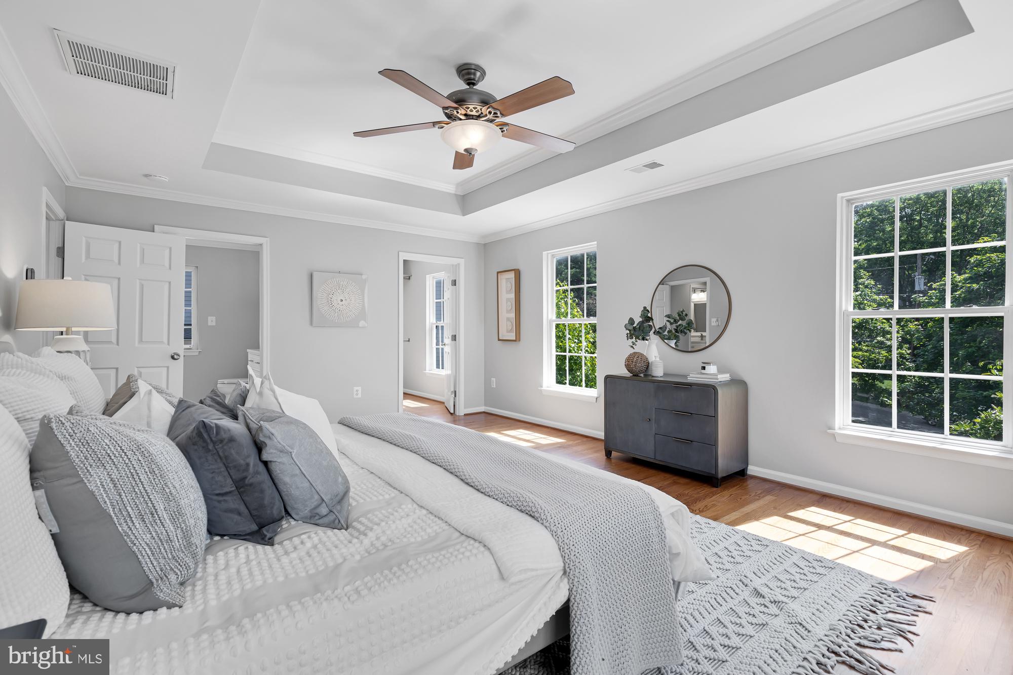 AYRLAWN - Residential