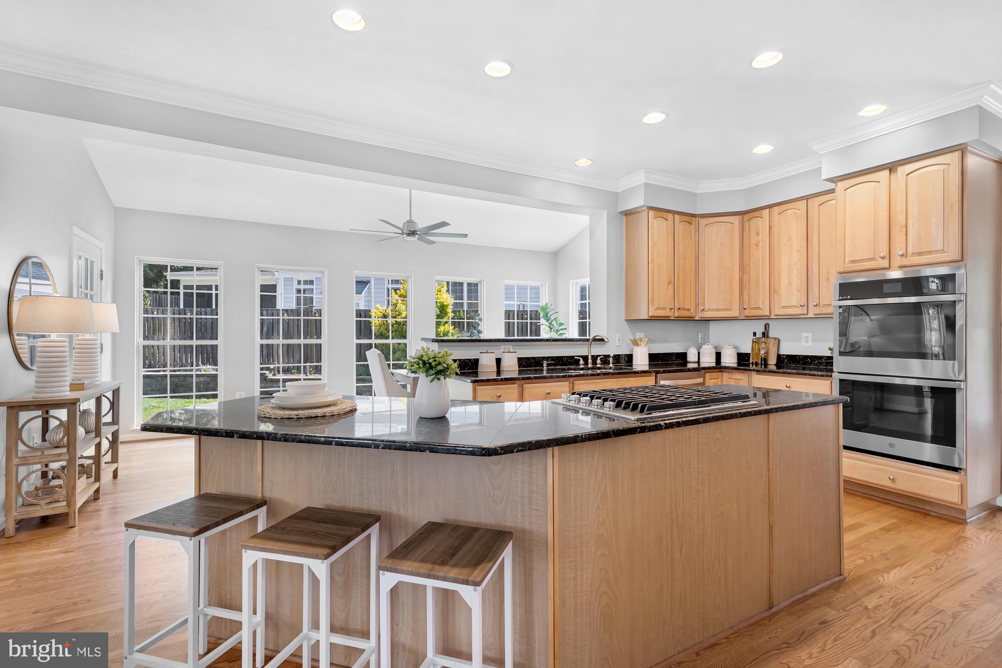 AYRLAWN - Residential