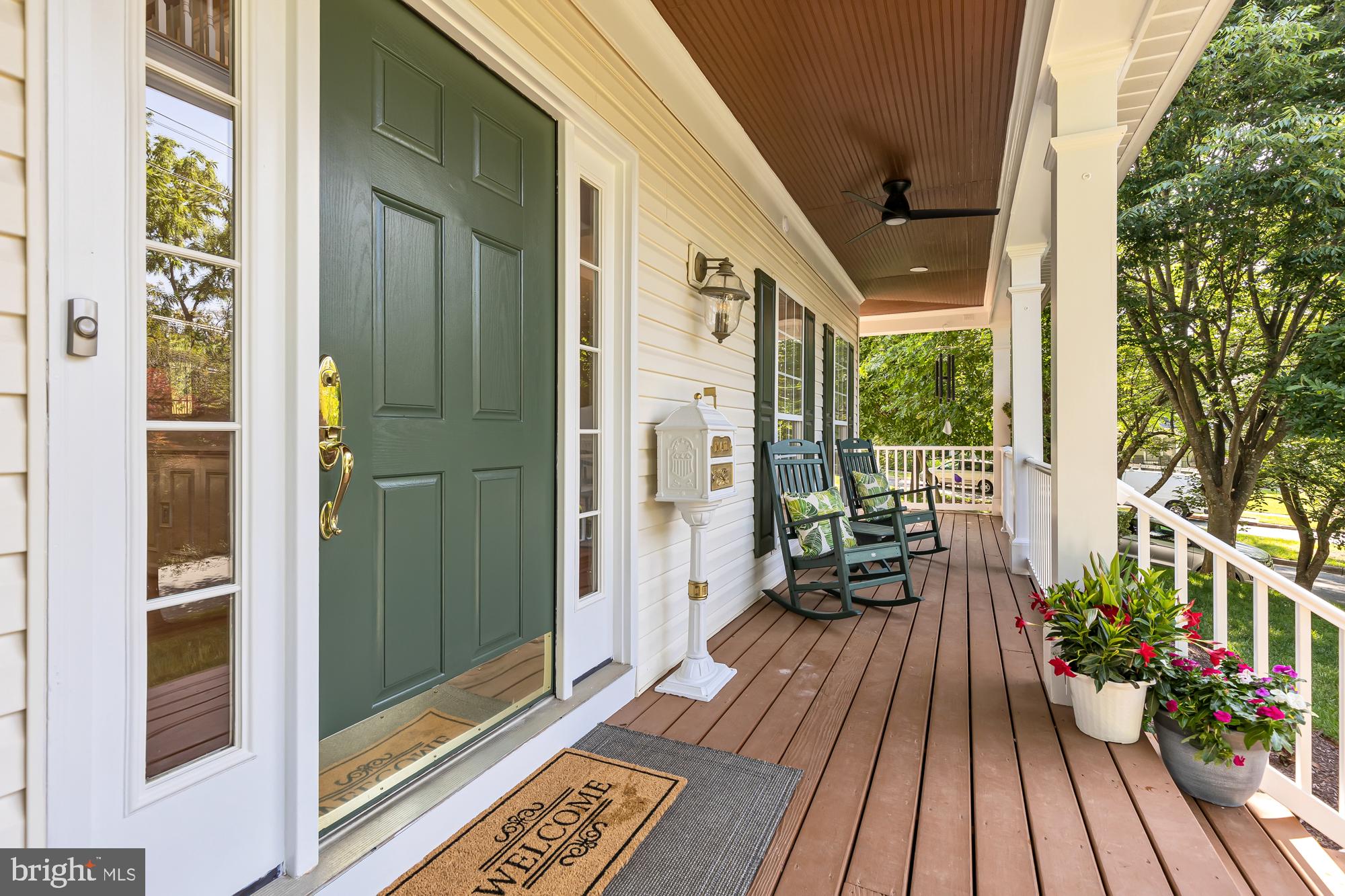 AYRLAWN - Residential