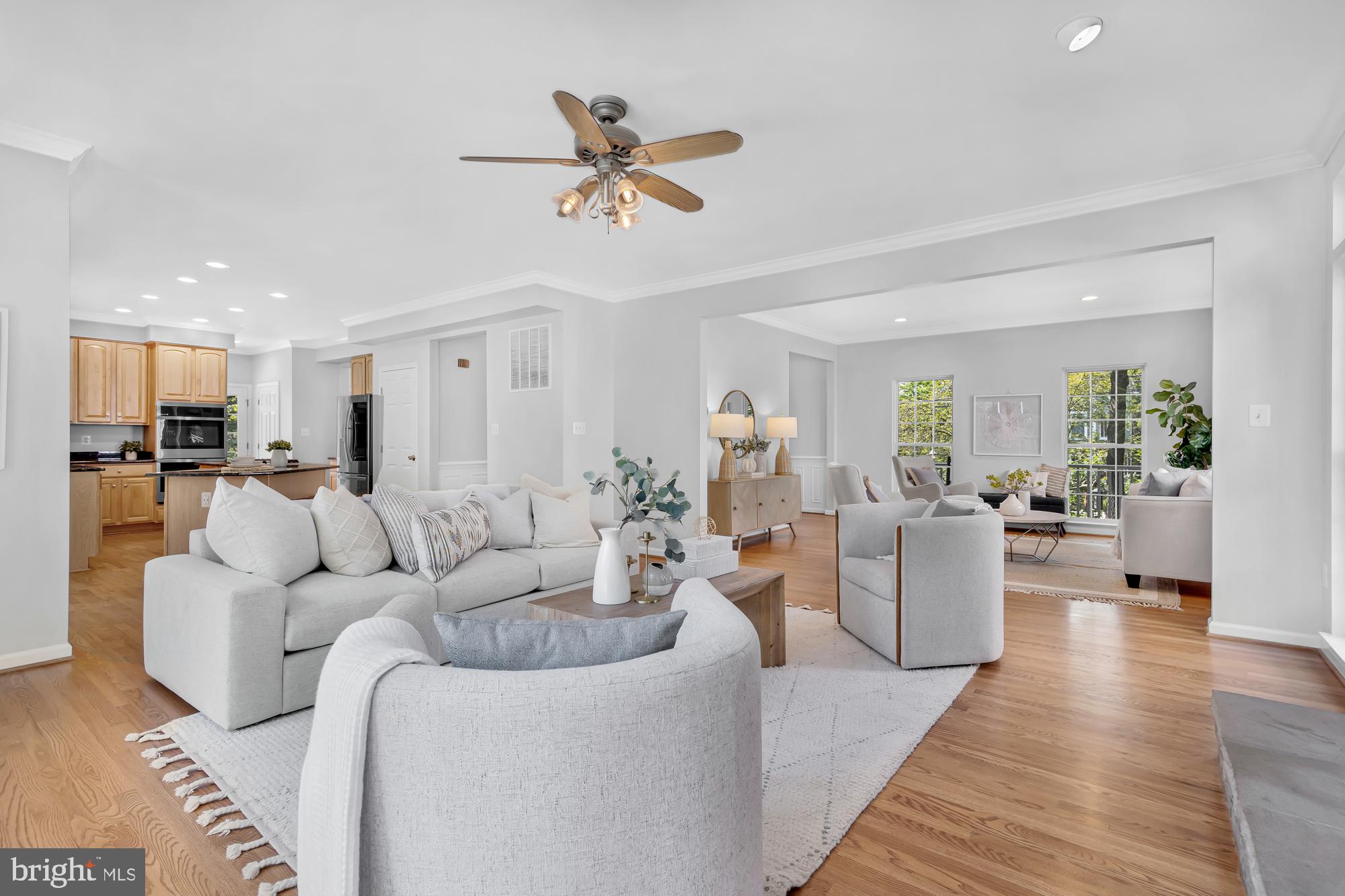 AYRLAWN - Residential