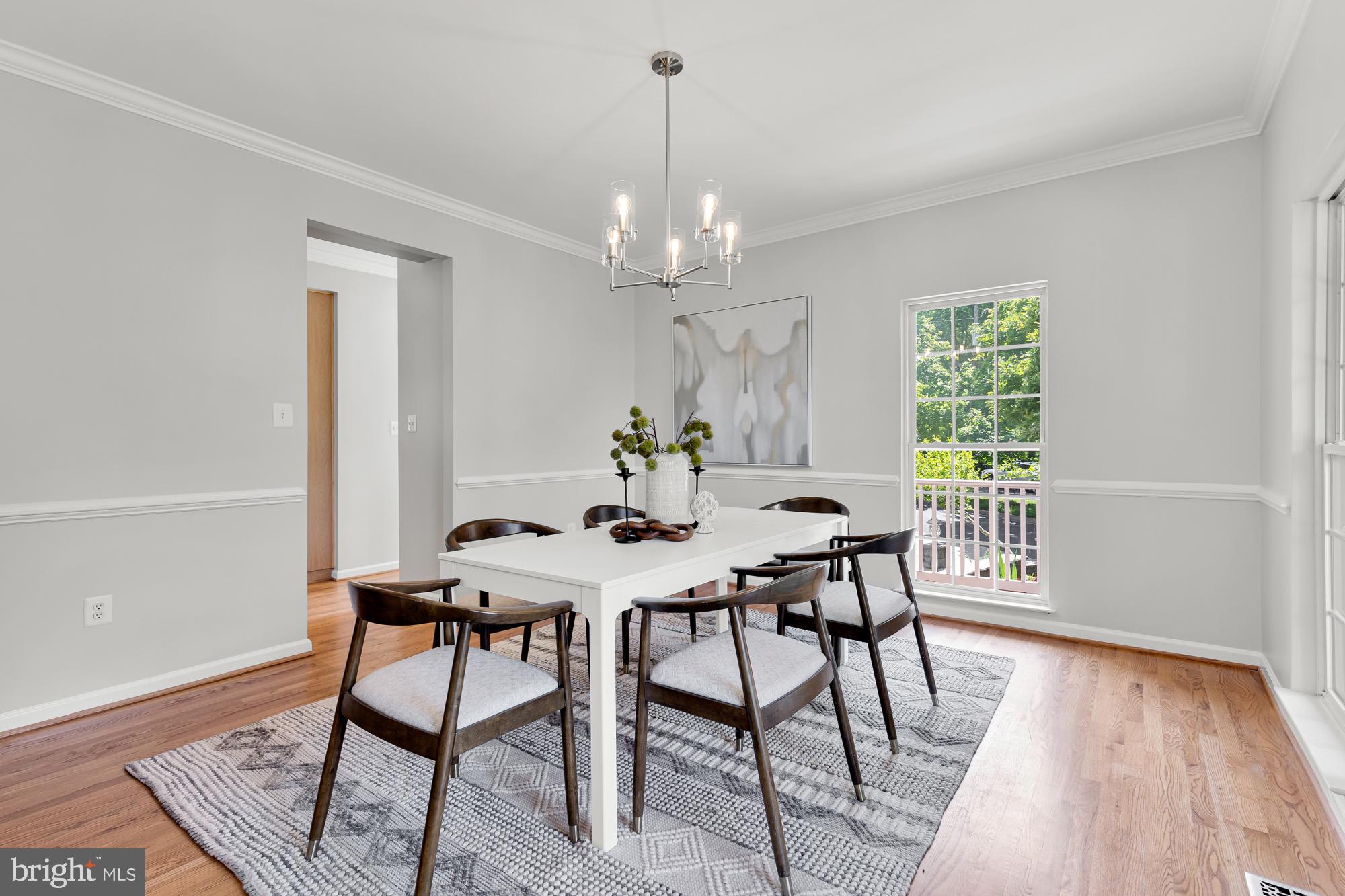 AYRLAWN - Residential