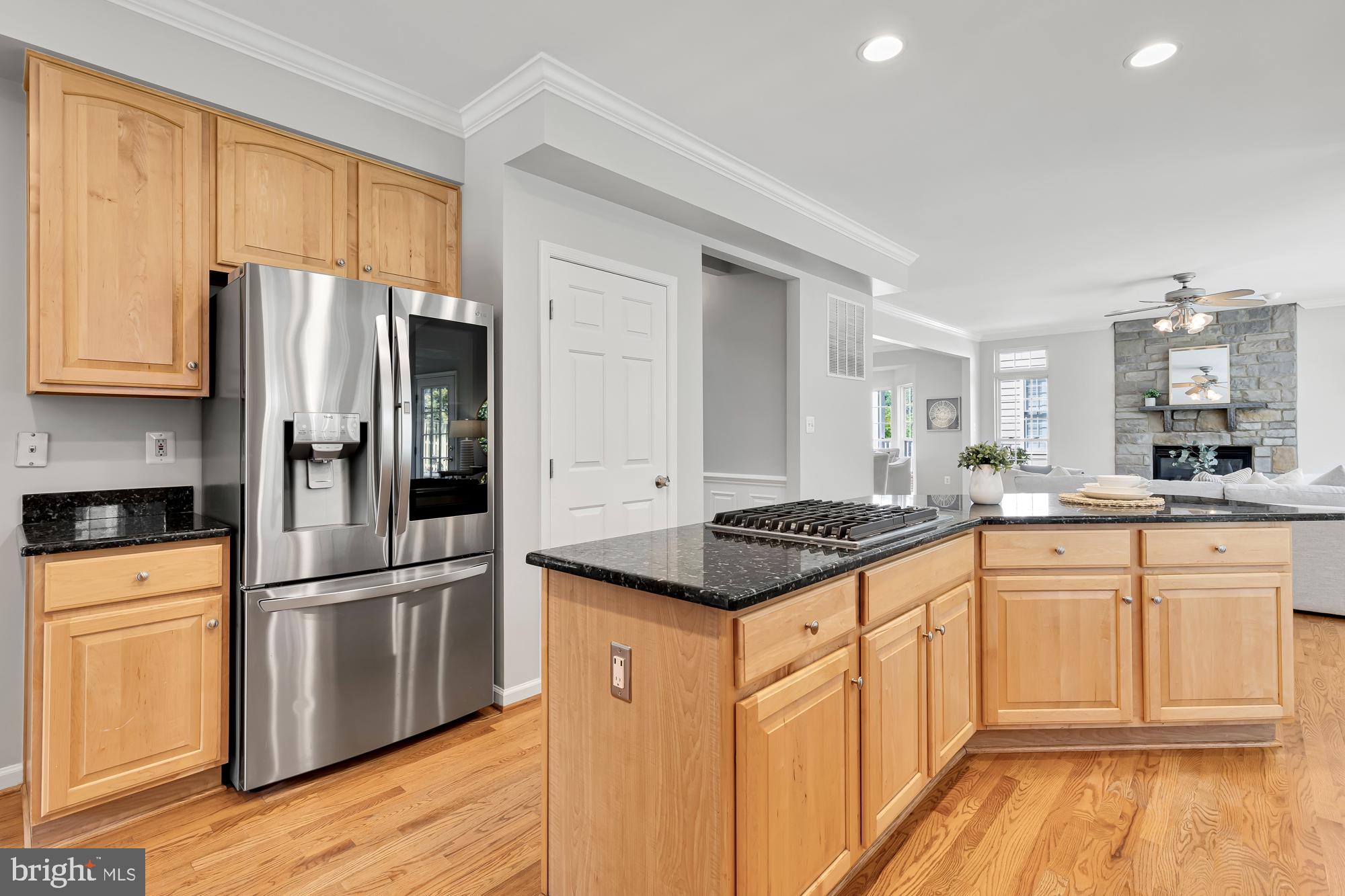 AYRLAWN - Residential