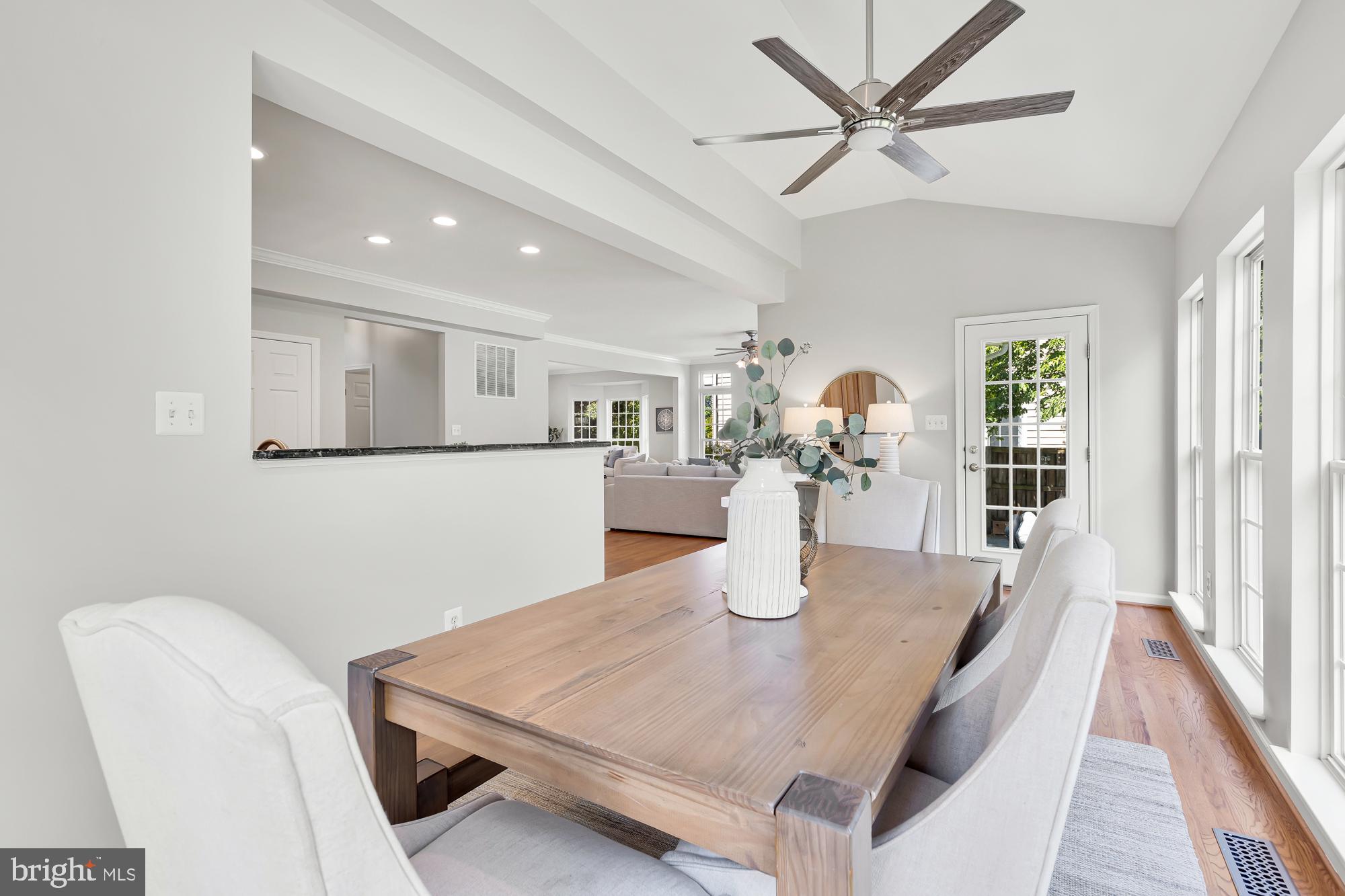 AYRLAWN - Residential