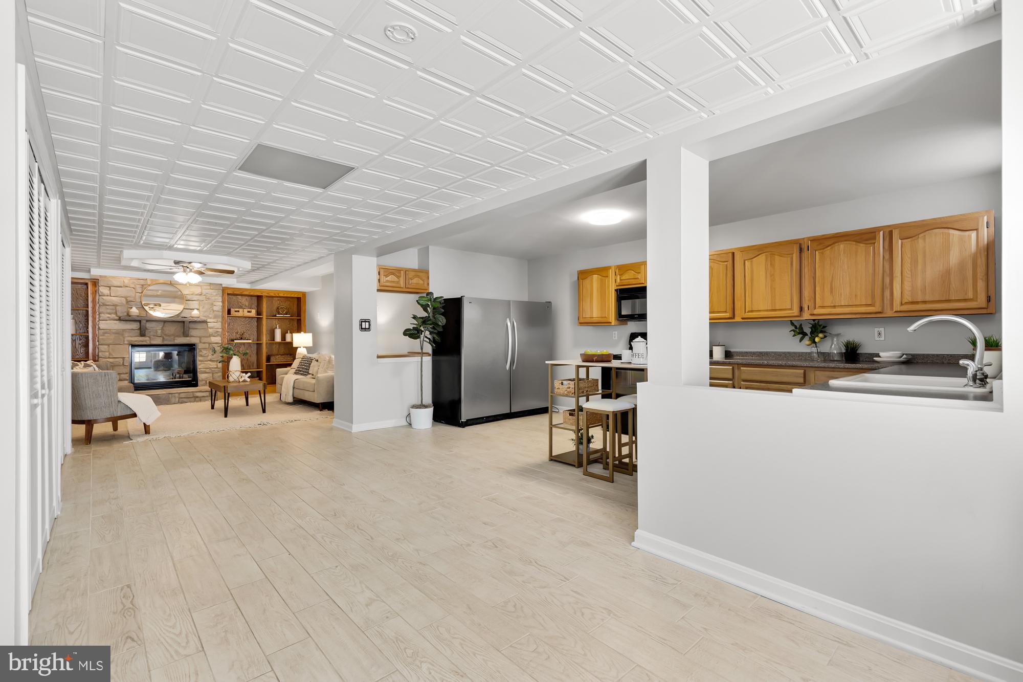 AYRLAWN - Residential