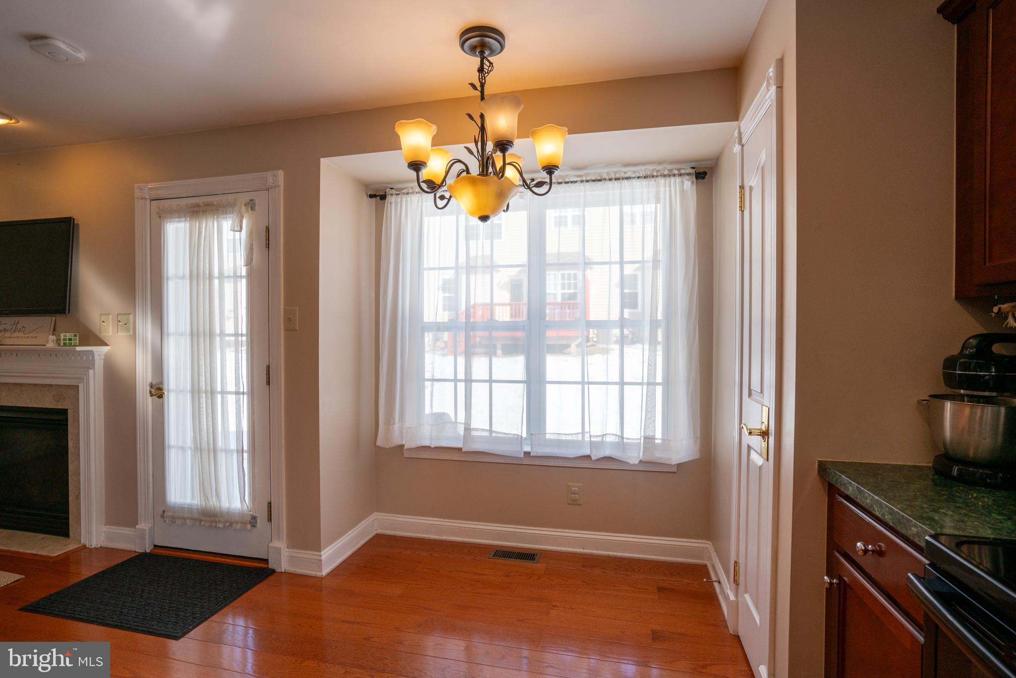 WELLINGTON VILLAGE - Residential