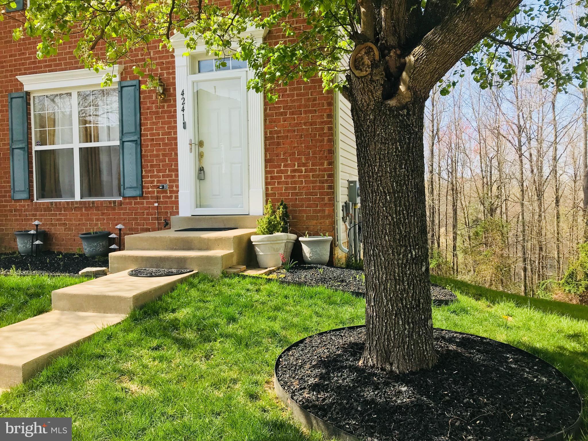 KINGSVIEW SUB - Residential Lease