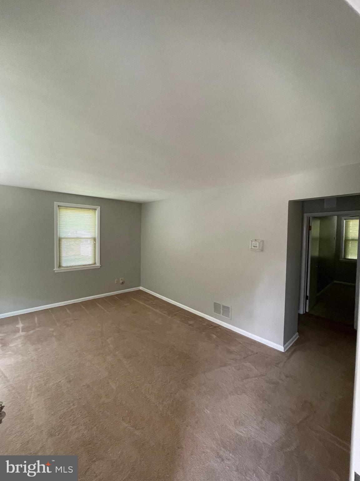 CHRISTOPHER - Residential Lease